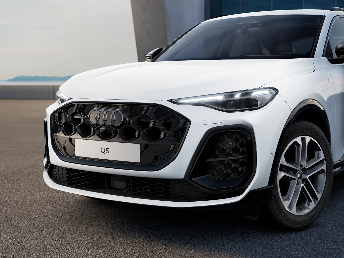 Zdjęcie&nbsp;Audi Q5 Sportback&nbsp;TFSI 150 kW S tronic&nbsp;– Ujęcie: reflektory