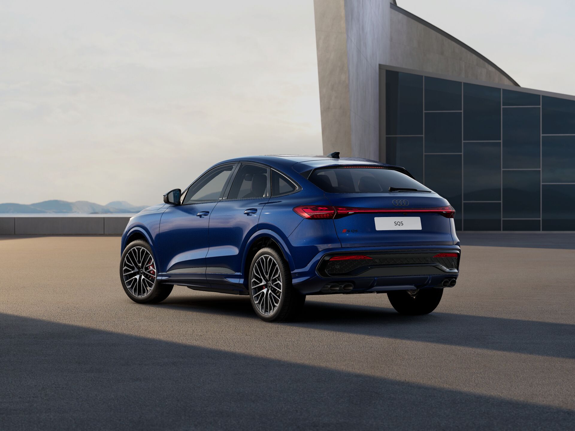 SQ5 Sportback EXTERIOR-REAR-3-4