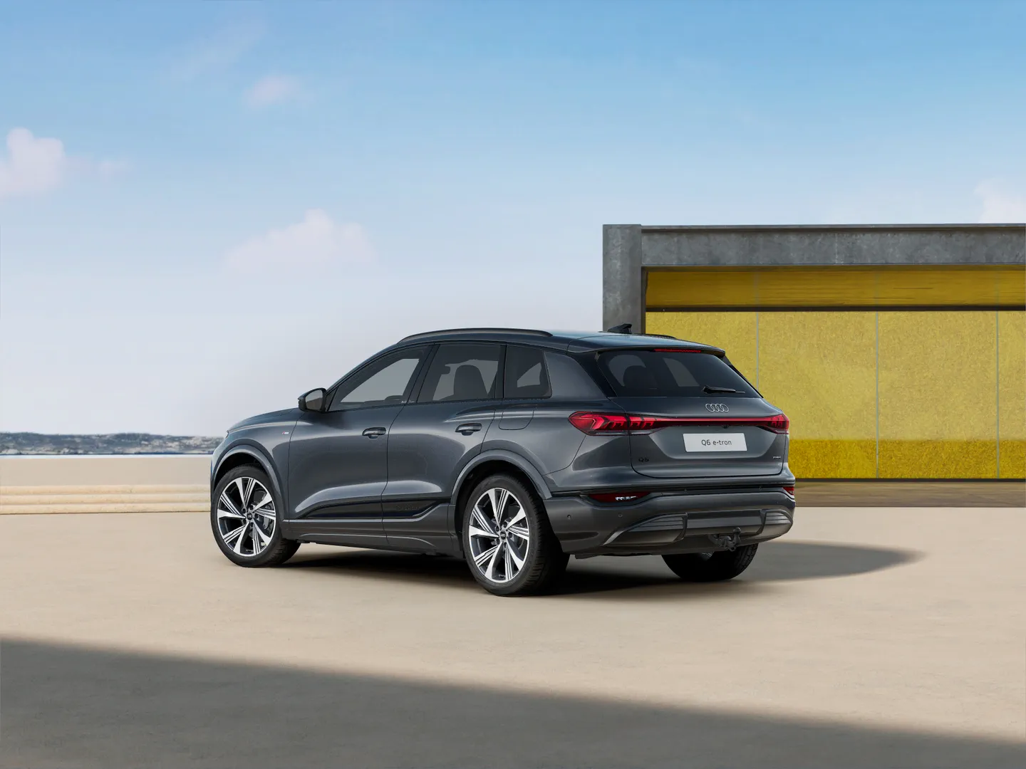 Image about Audi Q6 SUV e-tron e-tron quattro 285,00 kW