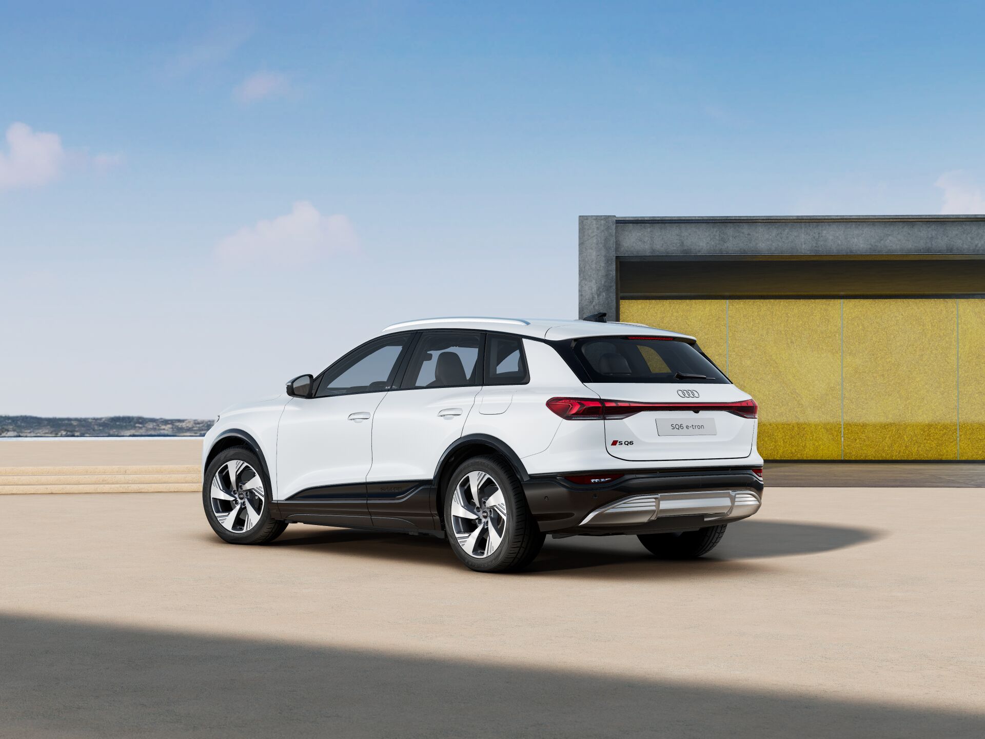 SQ6 SUV e-tron 3