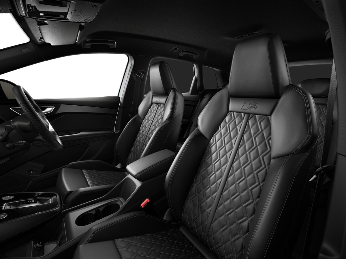 2025 Audi Q4
