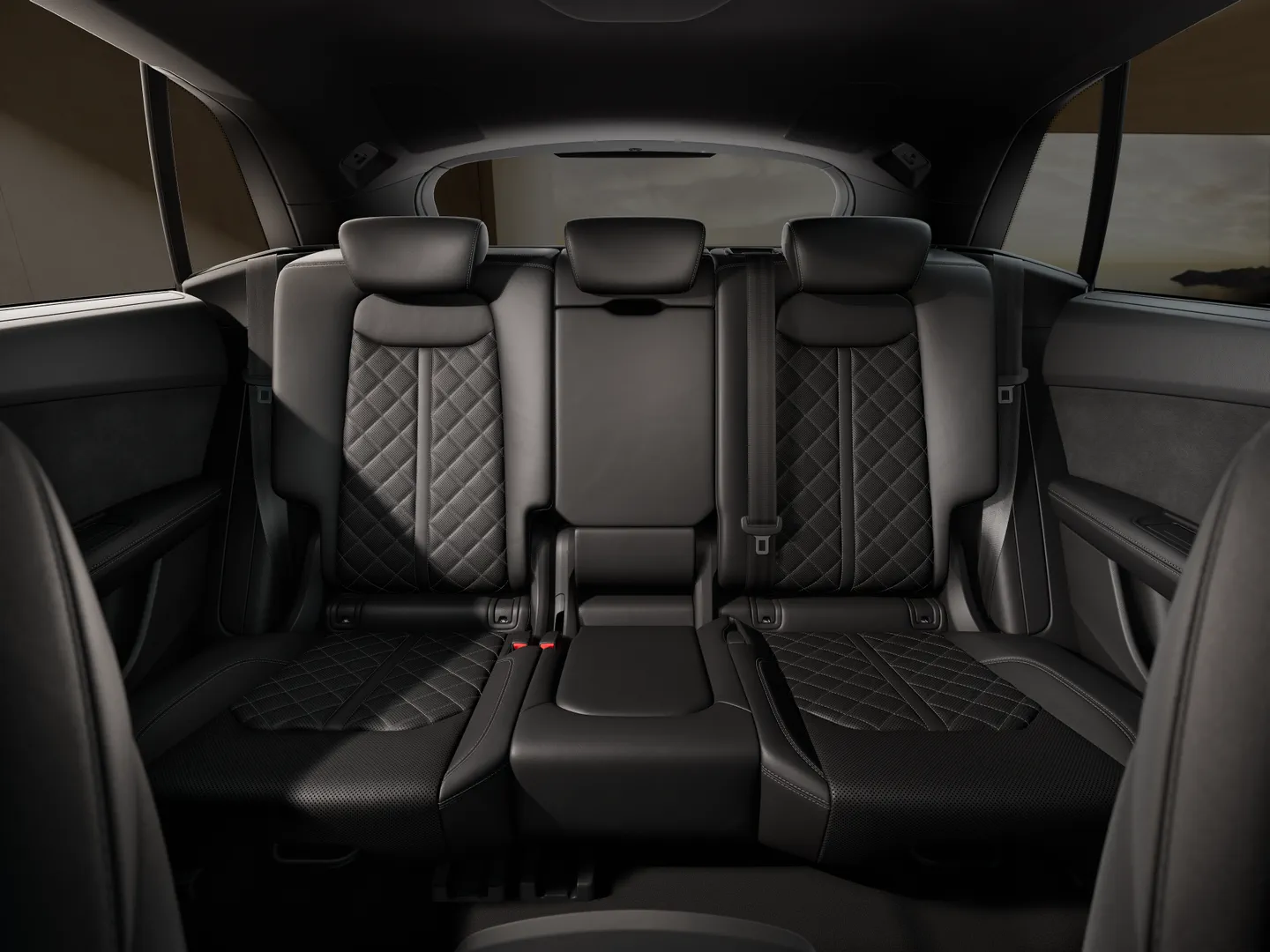 Image about Audi Q8 SUV 55 TFSI quattro S line 250 kW (340 PS) tiptronic
