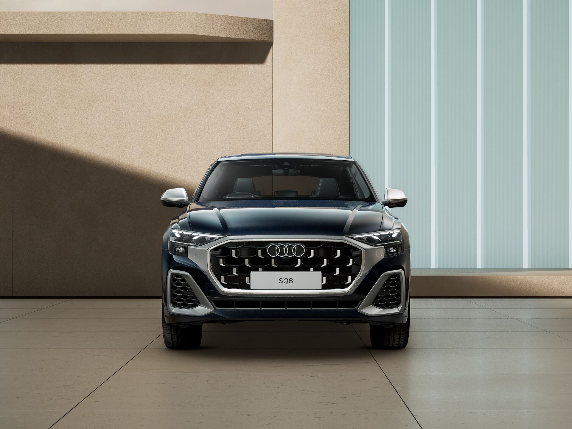 SQ8 EXTERIOR-FRONT-FRONT
