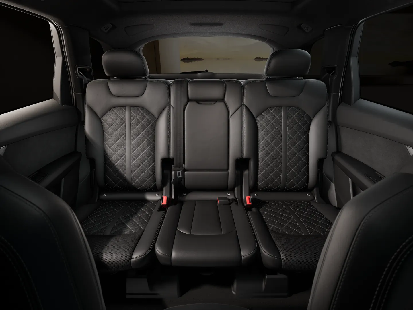 Zdjęcie Audi SQ7 SUV SQ7 SUV TFSI 373 kW tiptronic – Ujęcie: tylne fotele