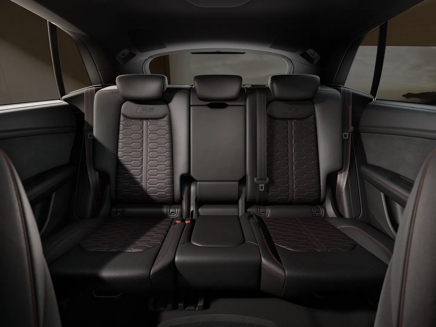 Zdjęcie&nbsp;Audi RS Q8 SUV&nbsp;RS Q8 SUV performance 471 kW tiptronic&nbsp;– Ujęcie: tylne fotele