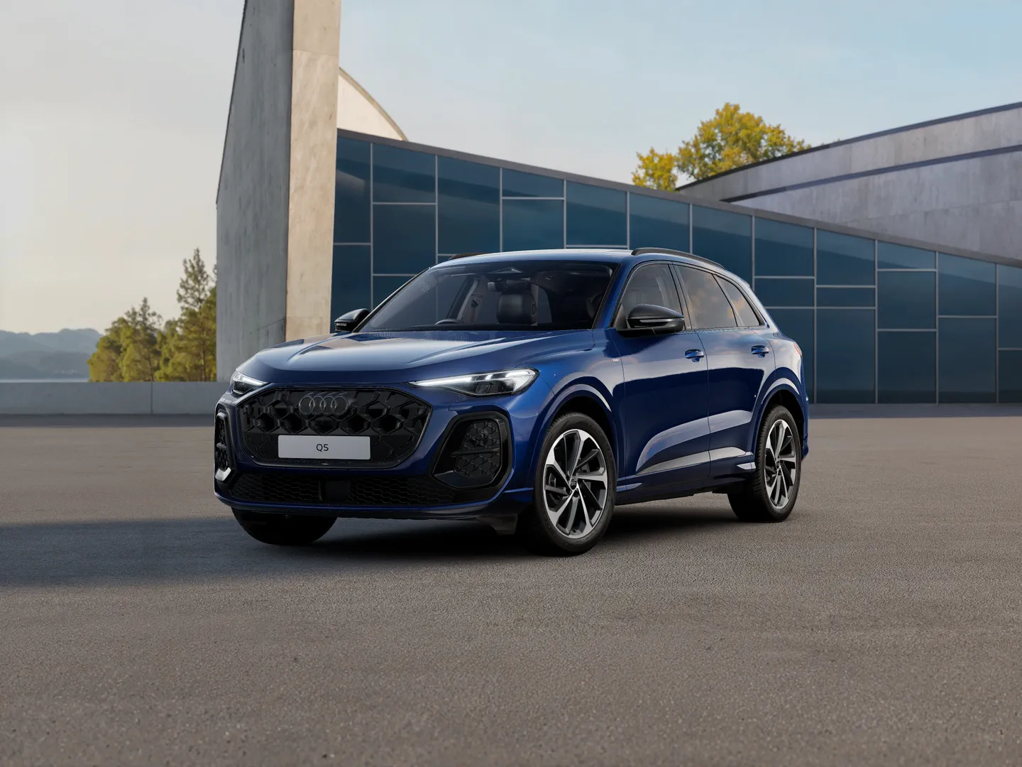 Image about Audi Q5 SUV TDI quattro 150 kW