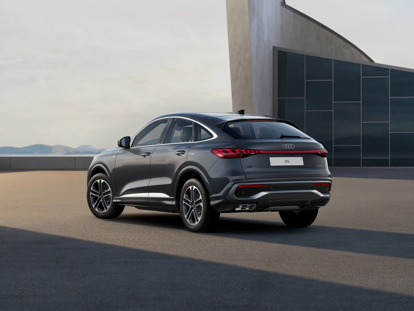 Image about Audi Q5 Sportback TDI quattro 150 kW