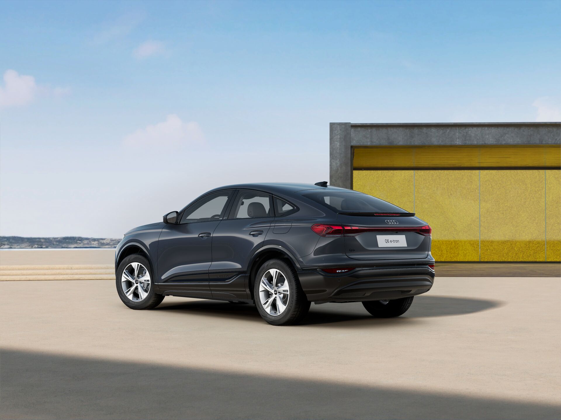 Q6 Sportback e-tron EXTERIOR-REAR-3-4