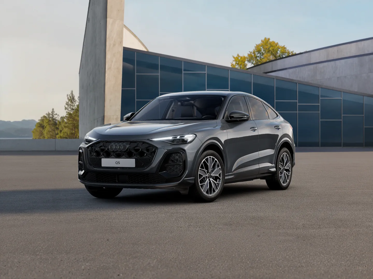 Zdjęcie Audi Q5 Sportback TFSI quattro 150 kW S tronic – Ujęcie: przód 3/4