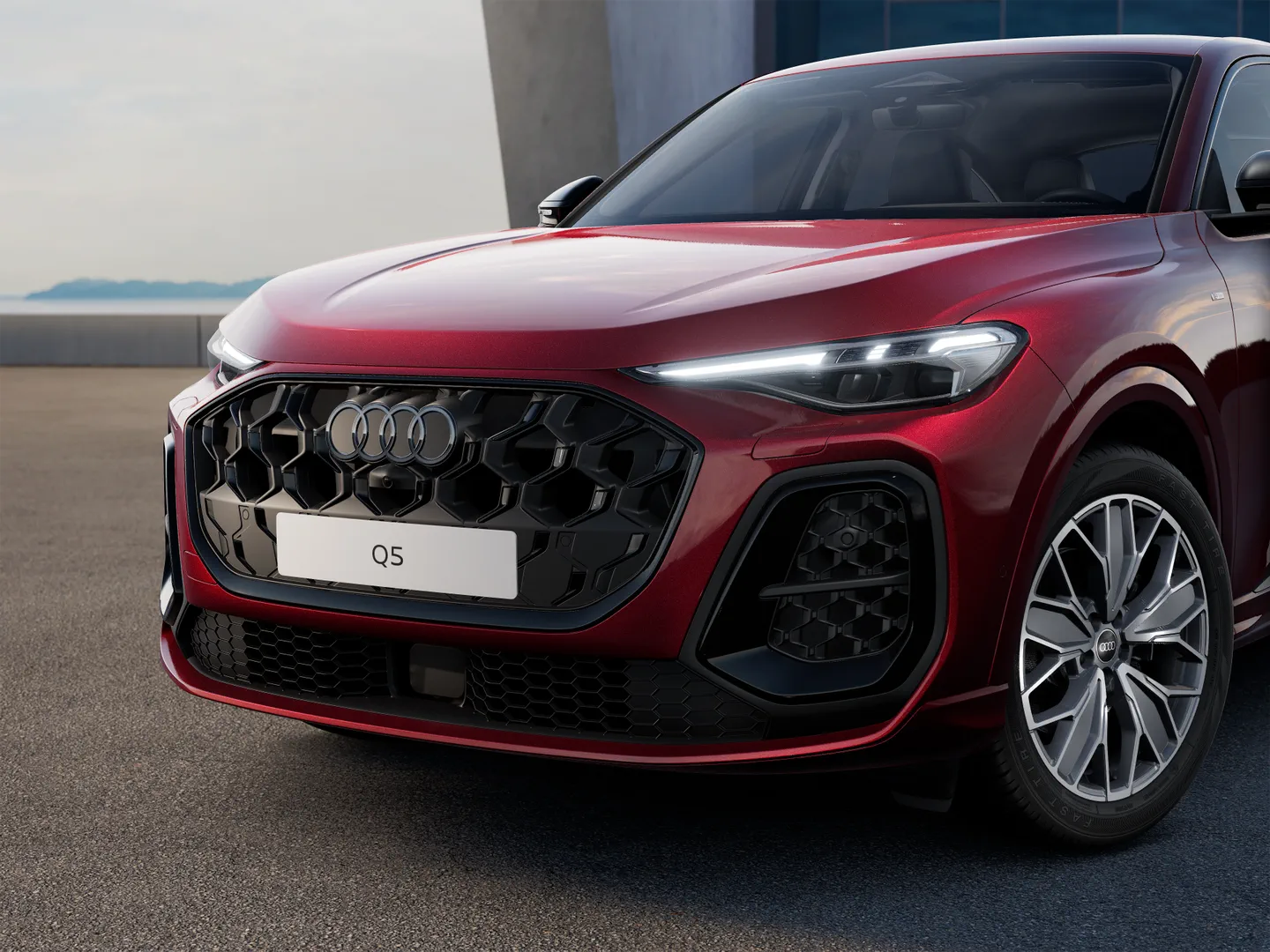 Zdjęcie Audi Q5 Sportback TFSI quattro 150 kW S tronic – Ujęcie: reflektory