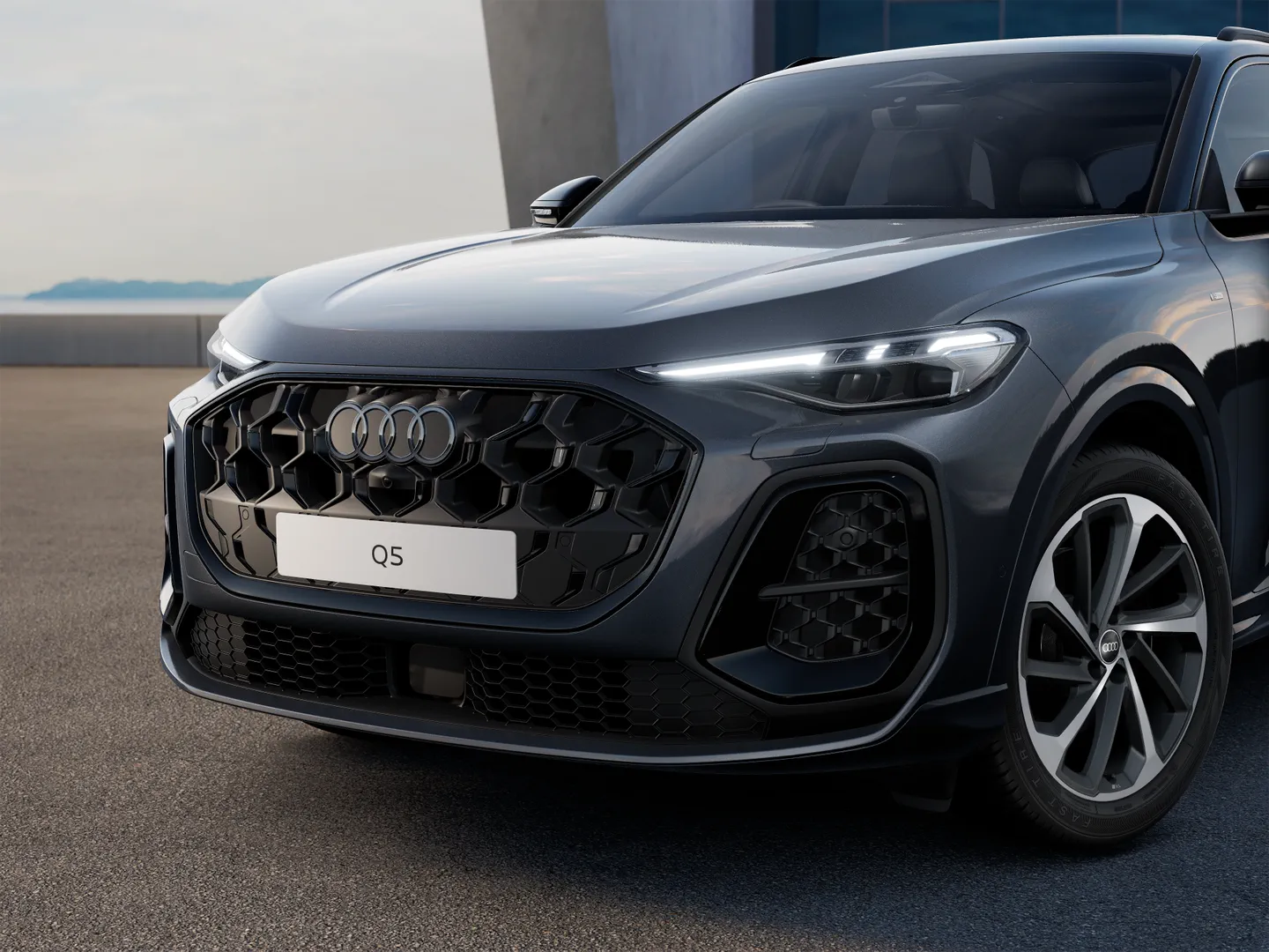 Image about Audi Q5 SUV TFSI quattro 200 kW sport