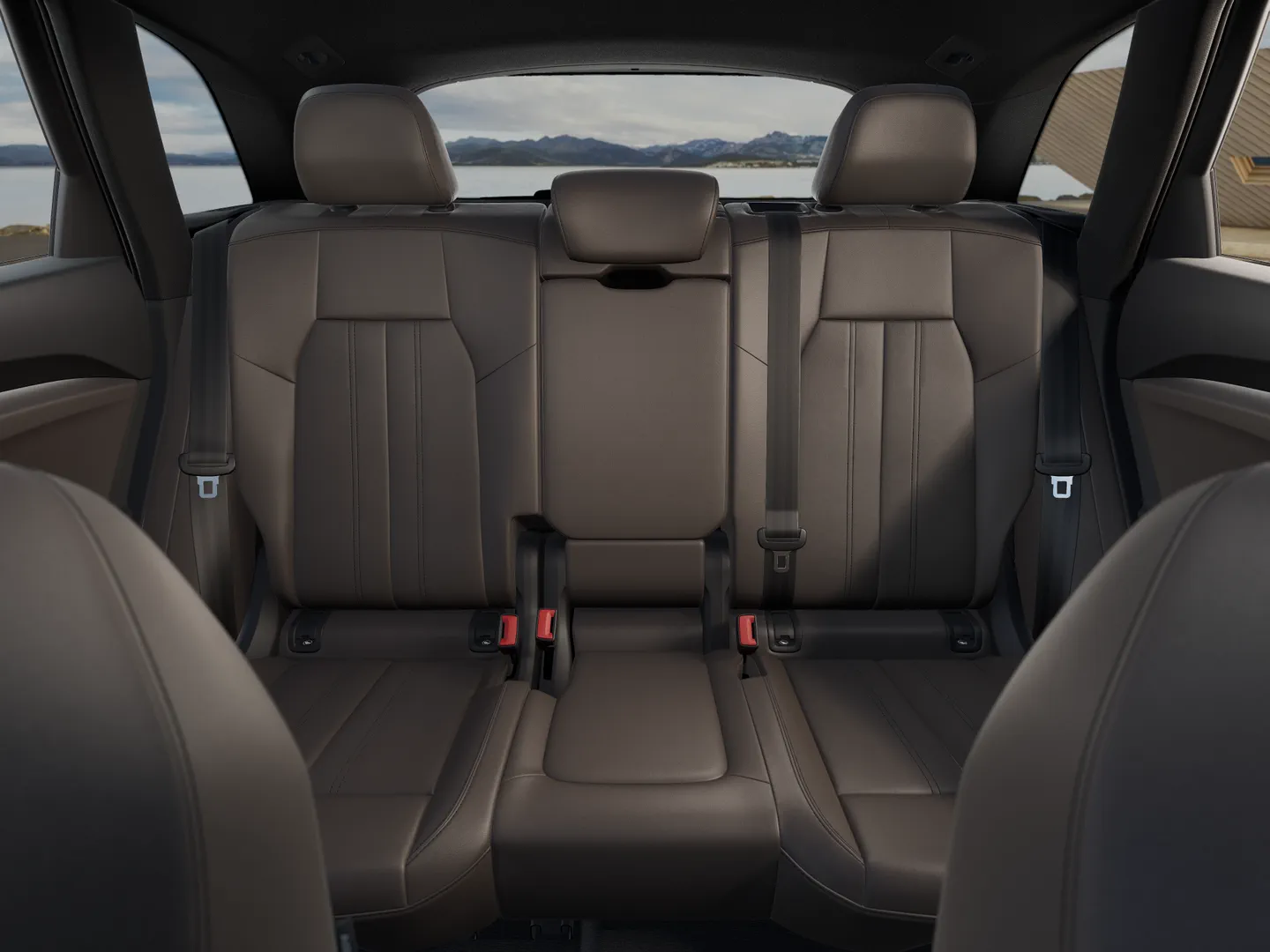 Image about Audi Q5 SUV TFSI S tronic