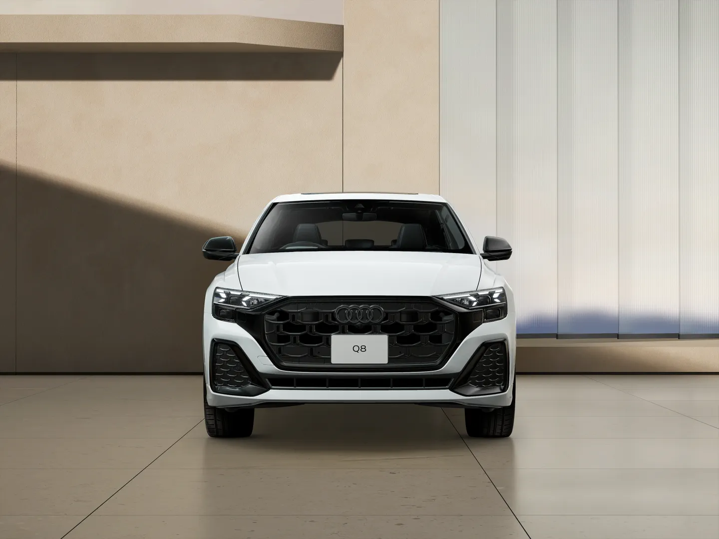 Audi Q8 SUV 50 TDI quattro 200 kW (272 PS) tiptronic フロントビュー