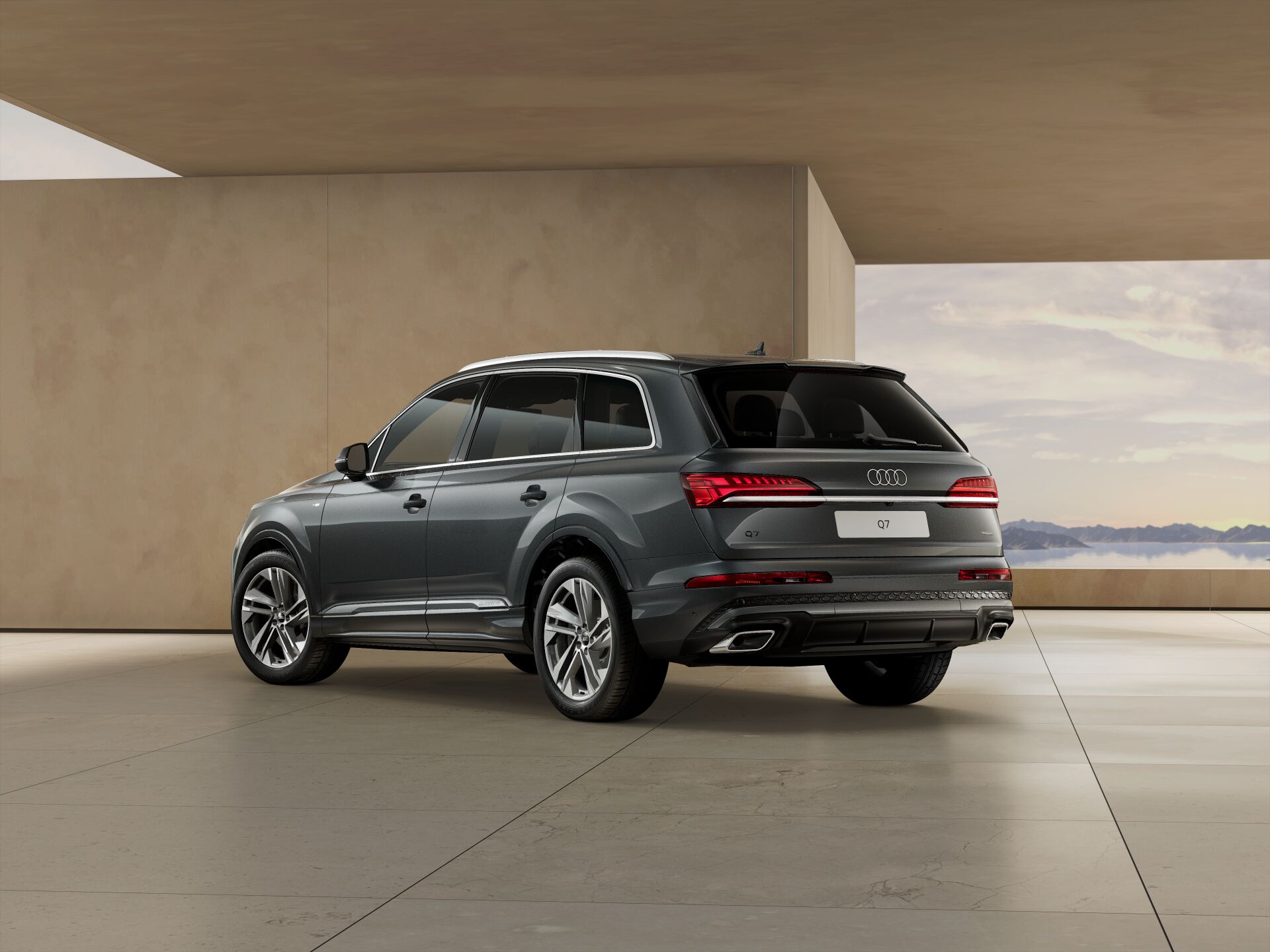 Q7 SUV EXTERIOR-REAR-3-4