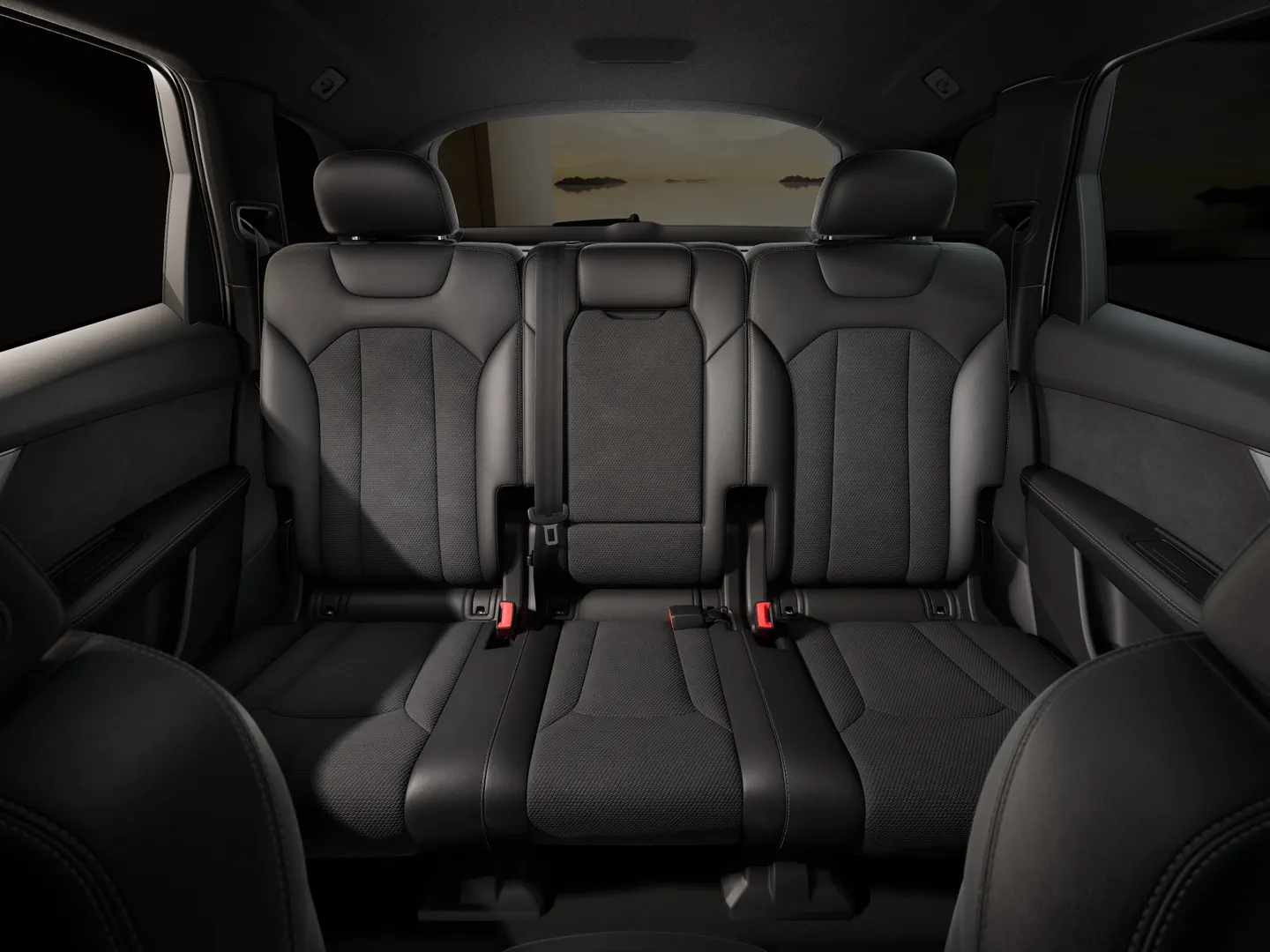 Zdjęcie Audi Q7 SUV S line TDI quattro 210 kW tiptronic – Ujęcie: tylne fotele