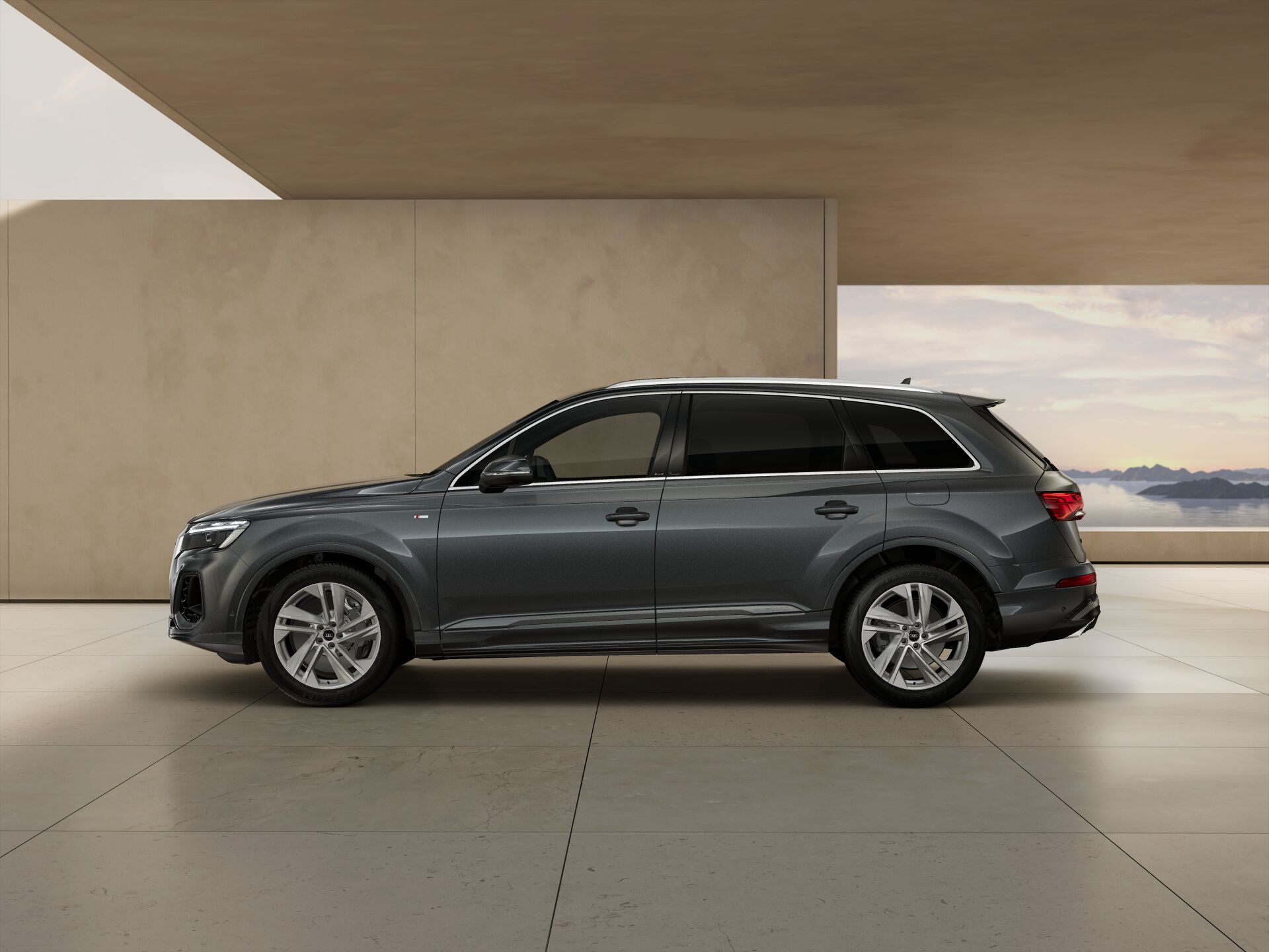 Q7 SUV TFSI e EXTERIOR-PARALLEL-SIDE