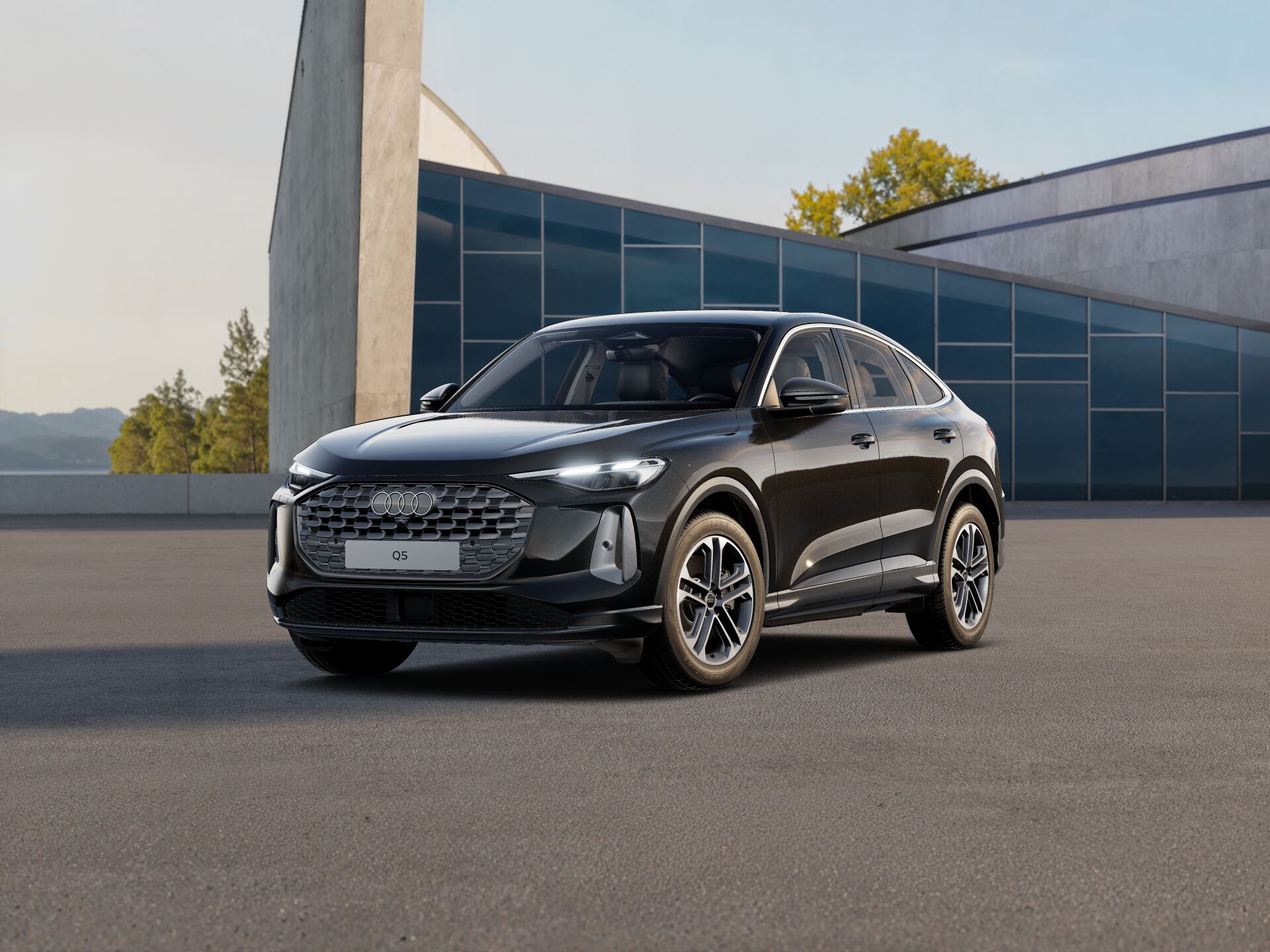 Q5 Sportback EXTERIOR-FRONT-3-4