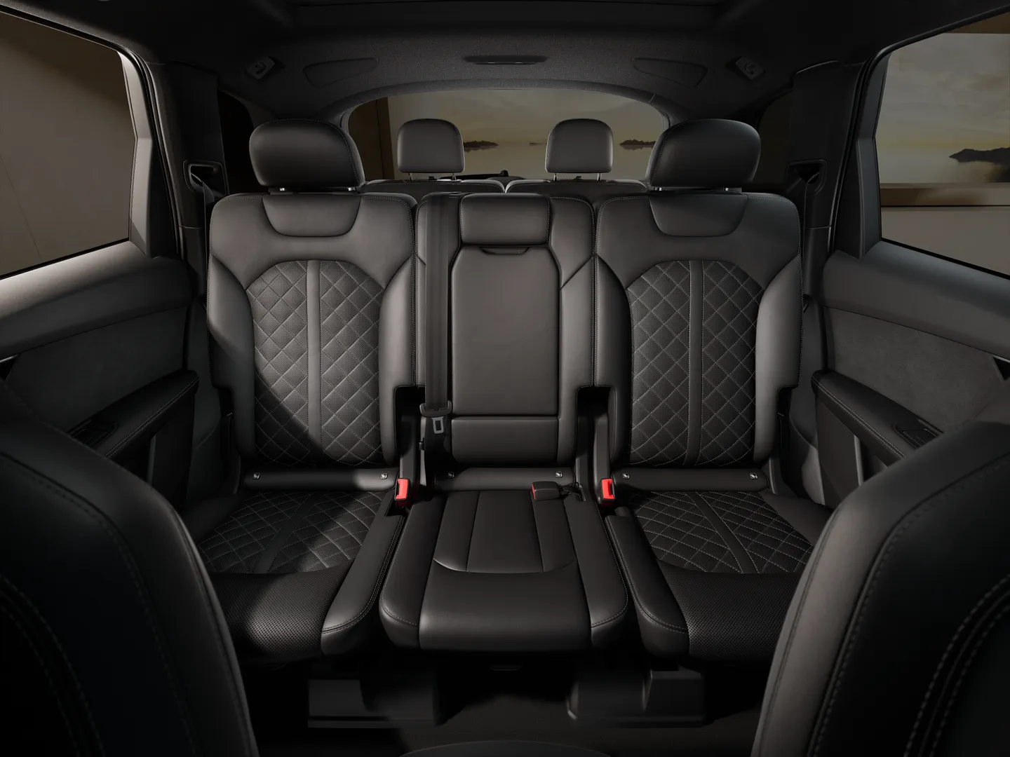 Image about Audi SQ7 SUV TFSI quattro tiptronic