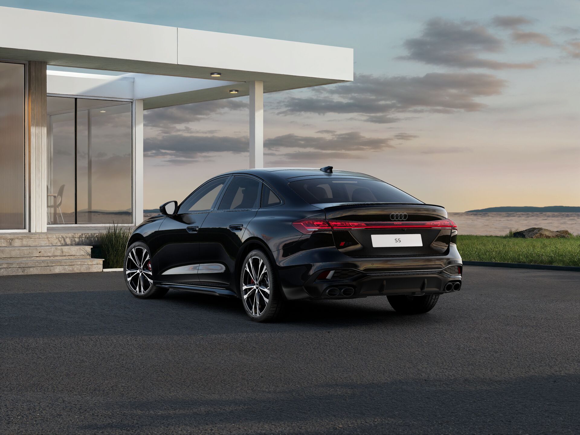 S5 Saloon EXTERIOR-REAR-3-4