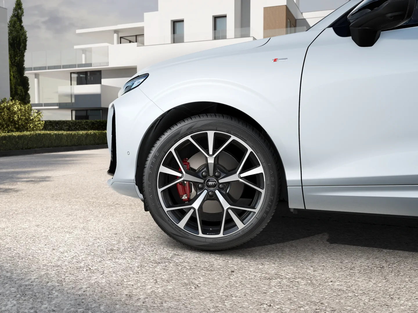 Image about Audi Q3 Sportback TFSI quattro 195 kW