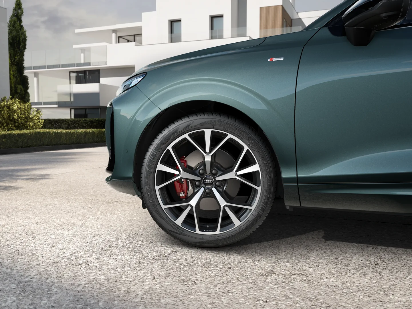 Image about Audi Q3 Sportback TFSI quattro 195 kW