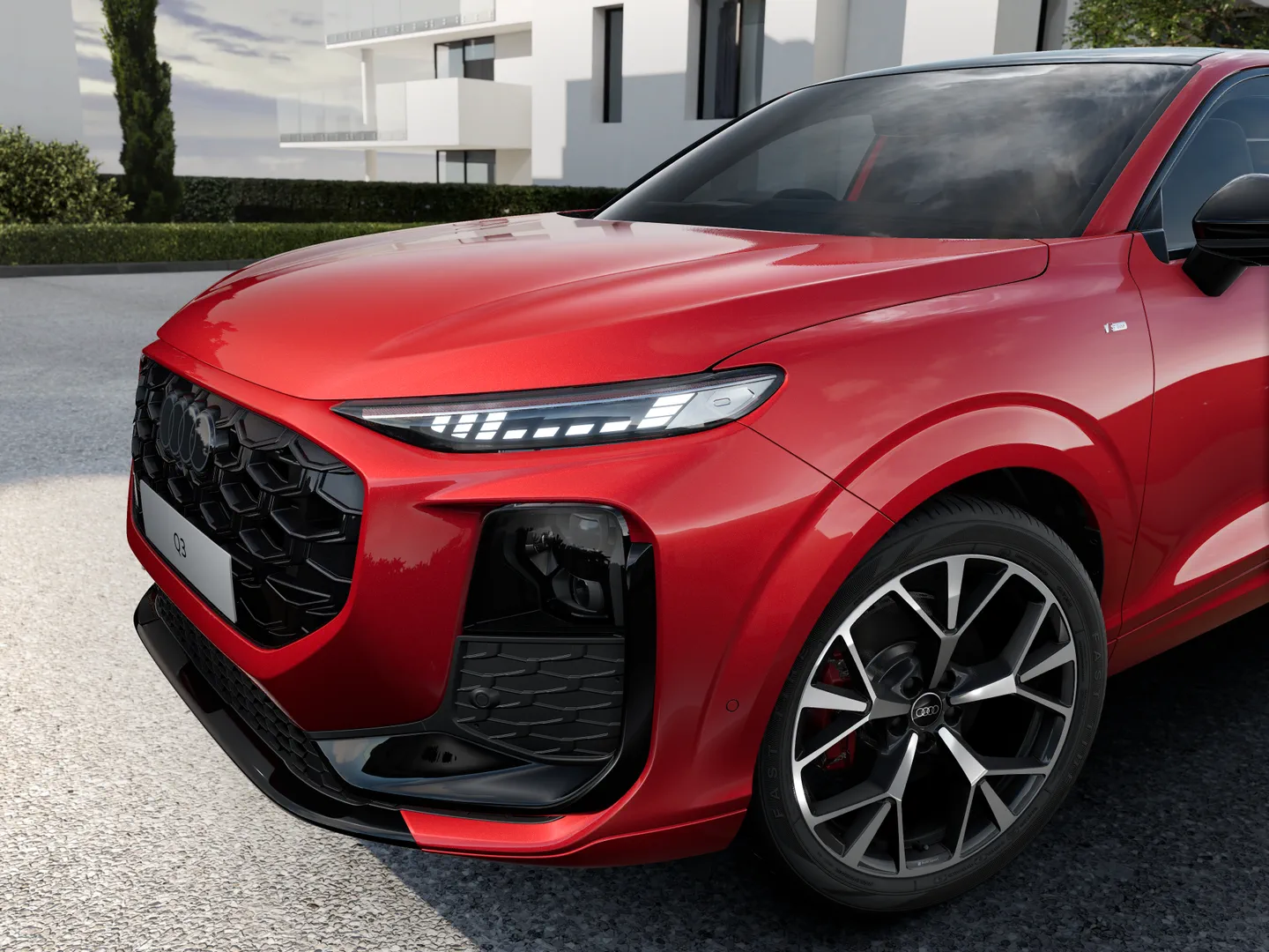 Image about Audi Q3 Sportback TFSI quattro 195 kW