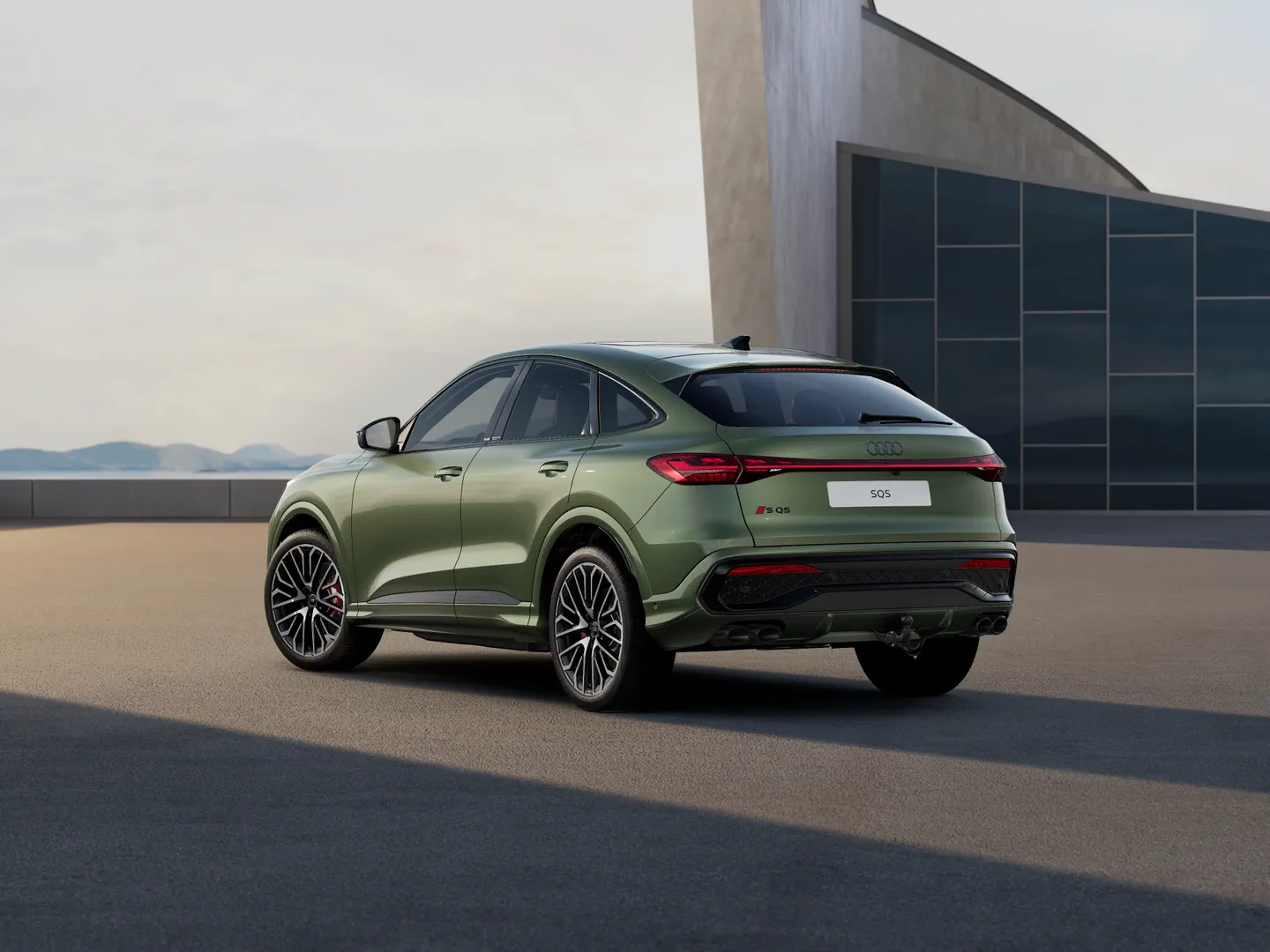 Zdjęcie&nbsp;Audi SQ5 Sportback&nbsp;SQ5 Sportback TFSI 270 kW S tronic&nbsp;– Ujęcie: tył 3/4