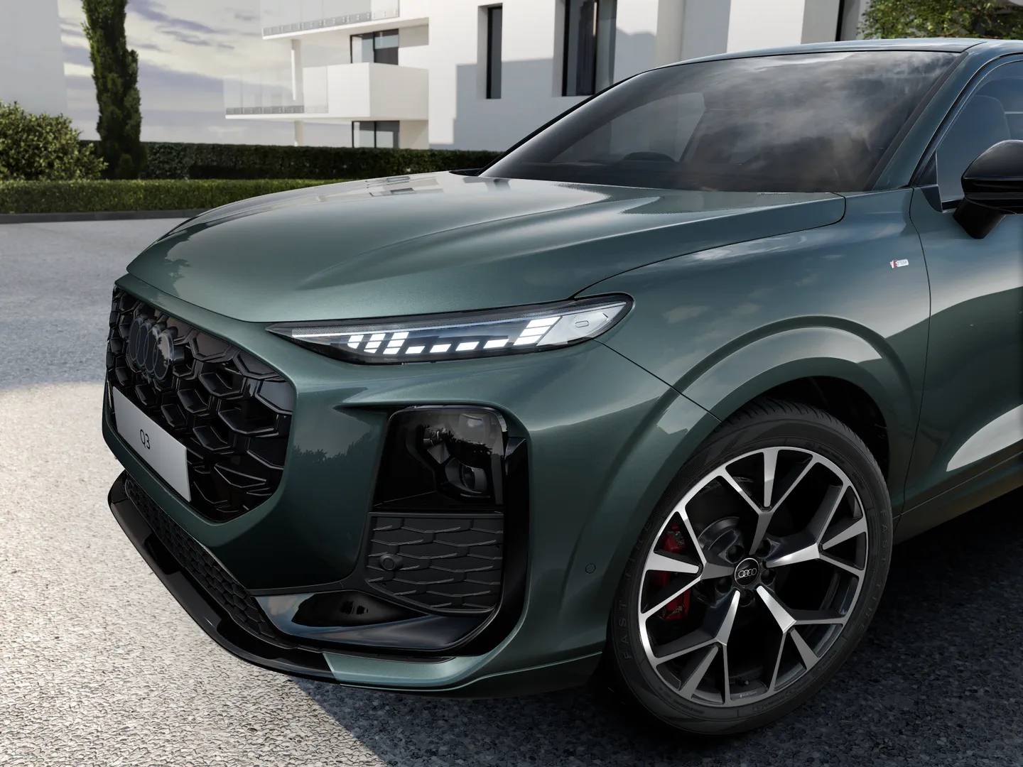 Image about Audi Q3 Sportback TFSI quattro 195 kW