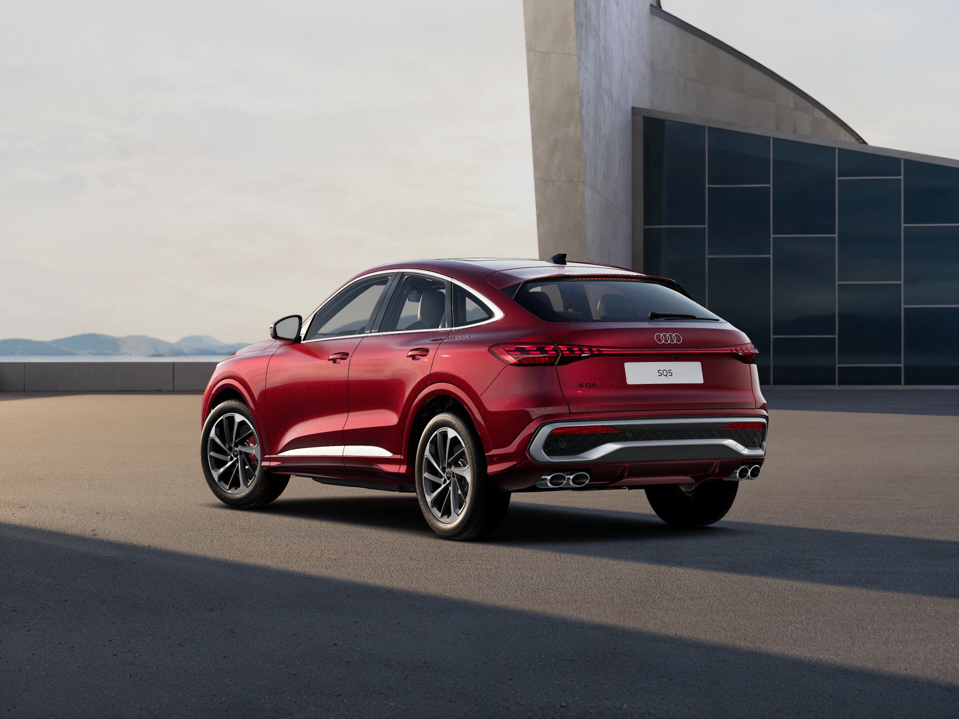 SQ5 Sportback EXTERIOR-REAR-3-4