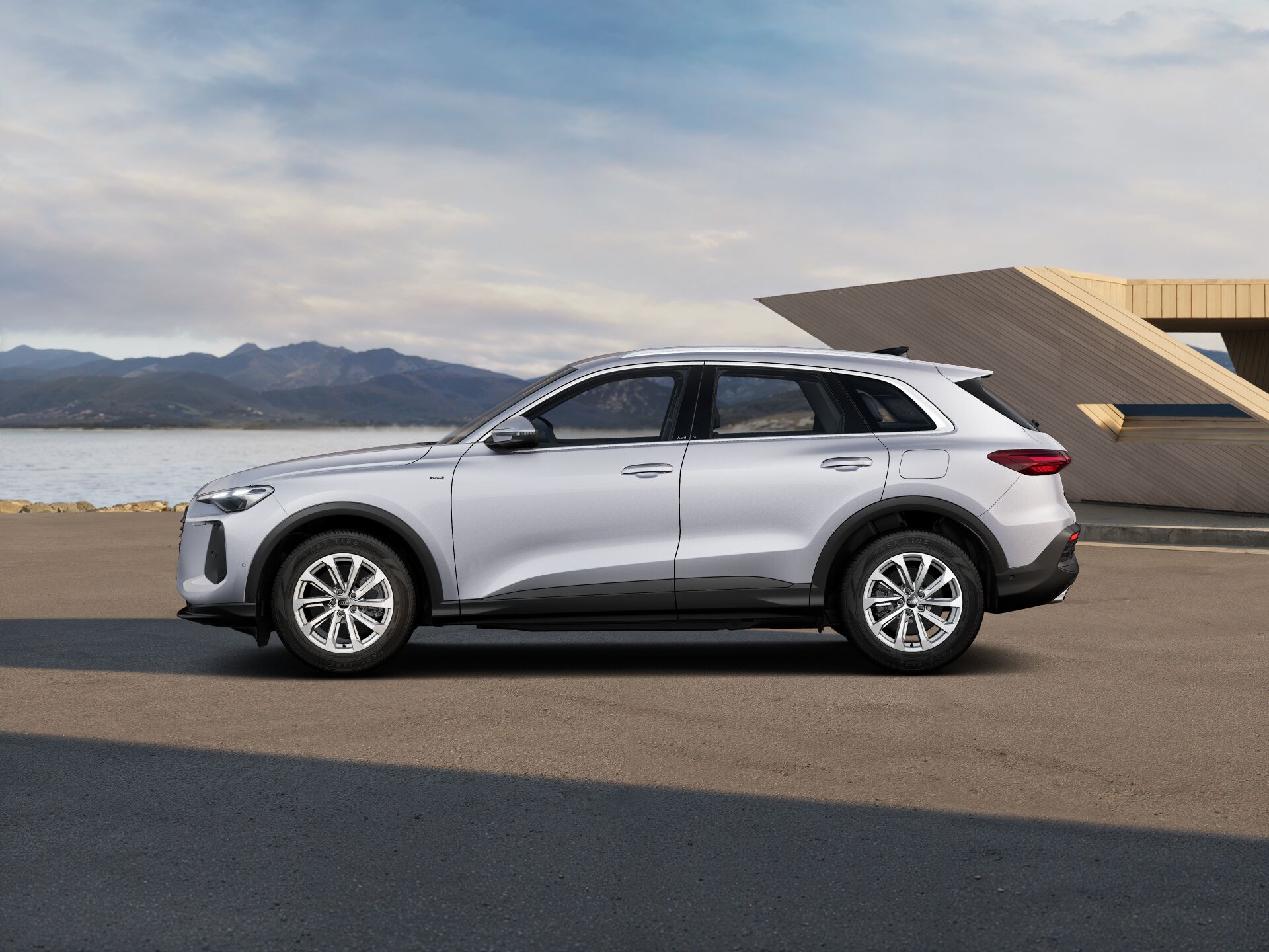 Nuova Q5 e-hybrid 4