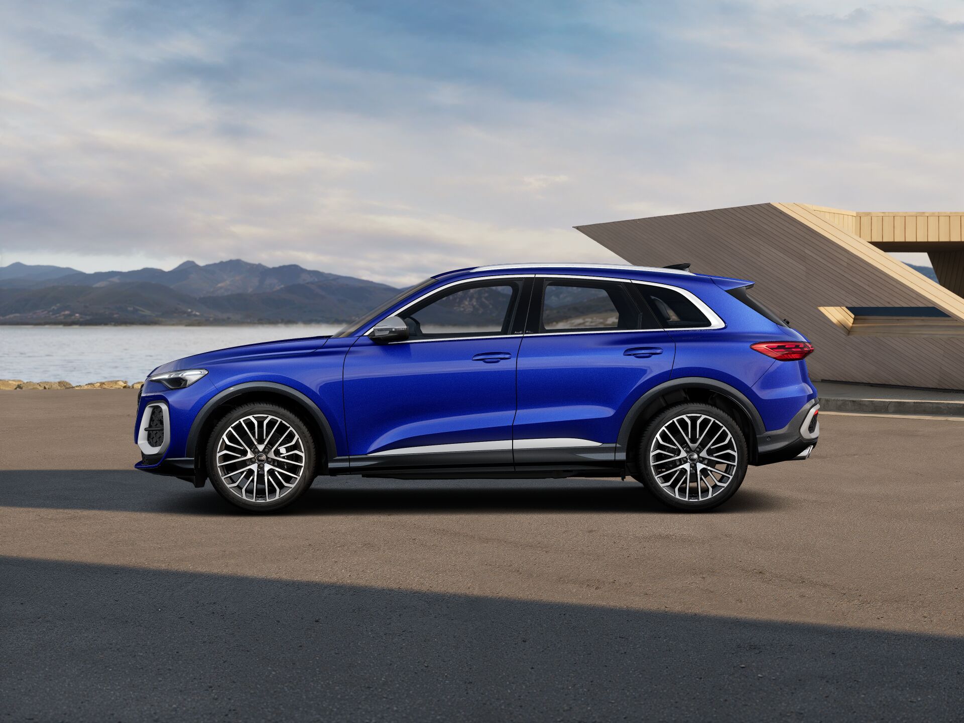 SQ5 SUV 4