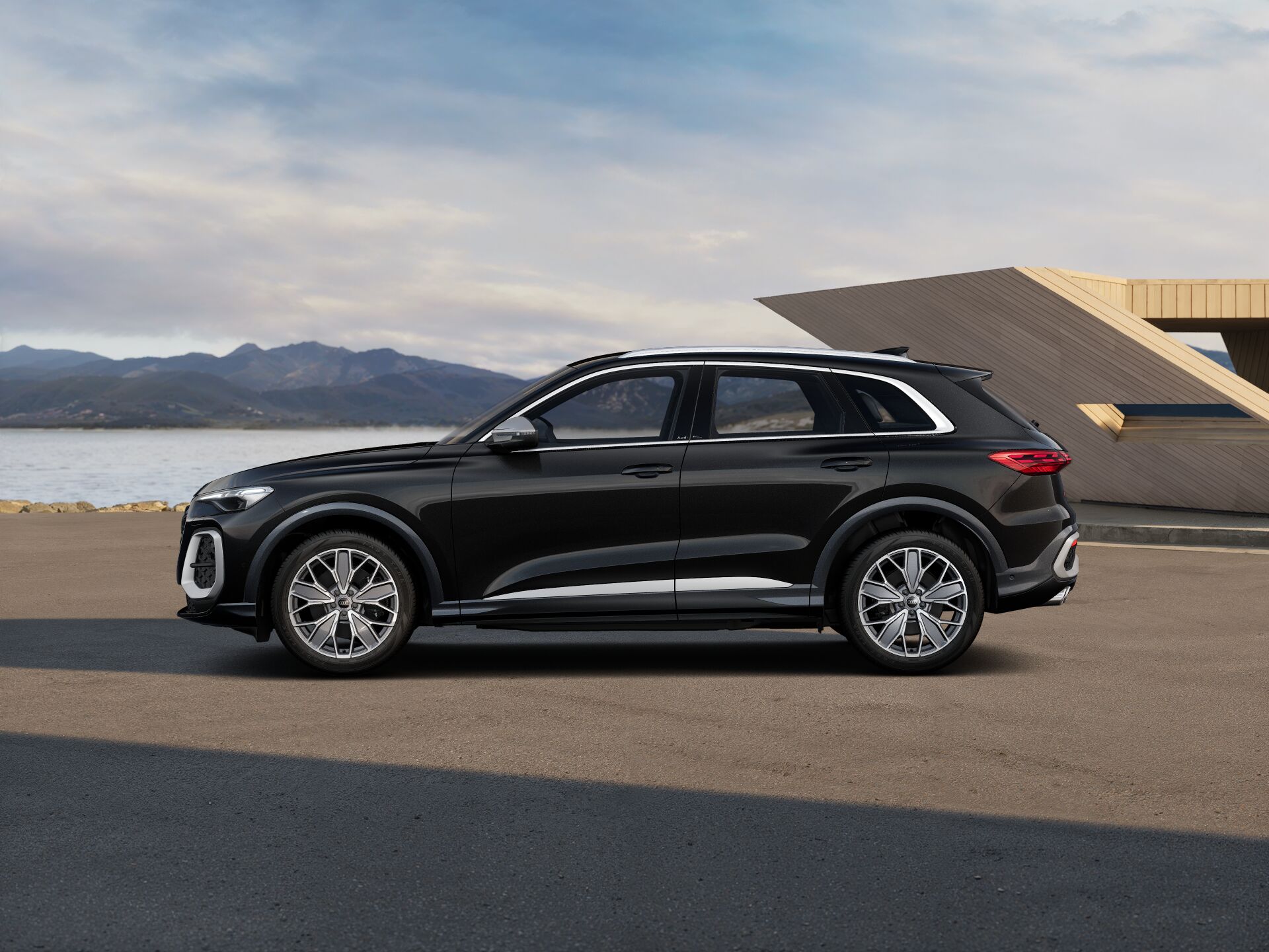 SQ5 SUV 4
