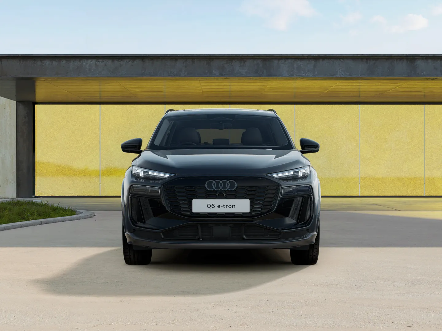 Image about Audi Q6 SUV e-tron e-tron
