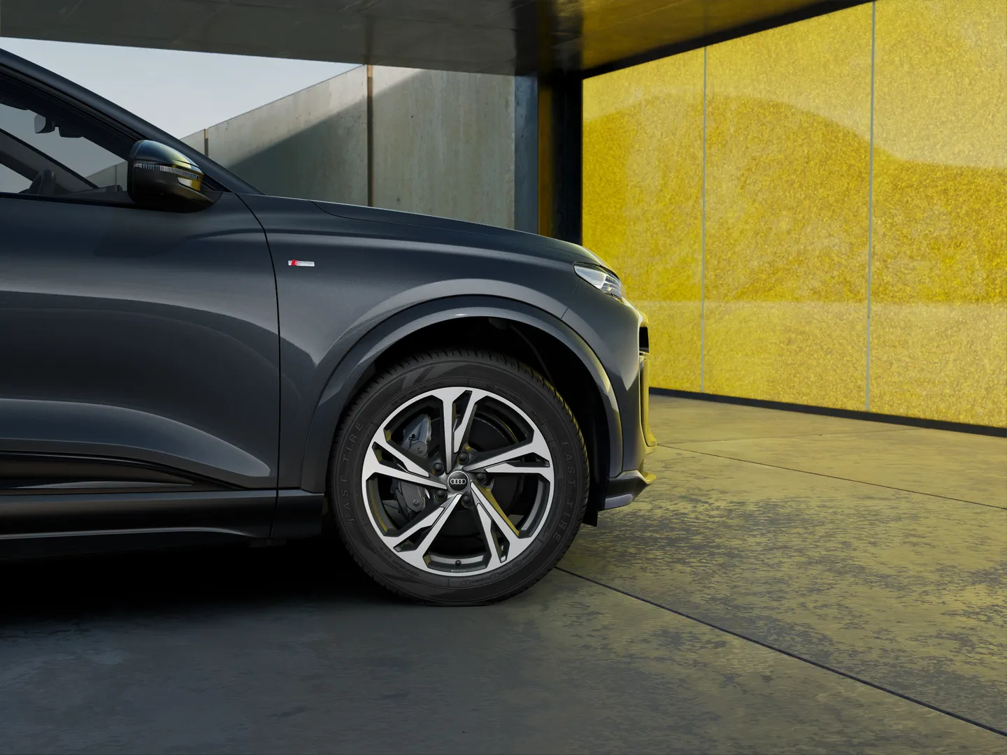 Image about Audi Q6 SUV e-tron e-tron