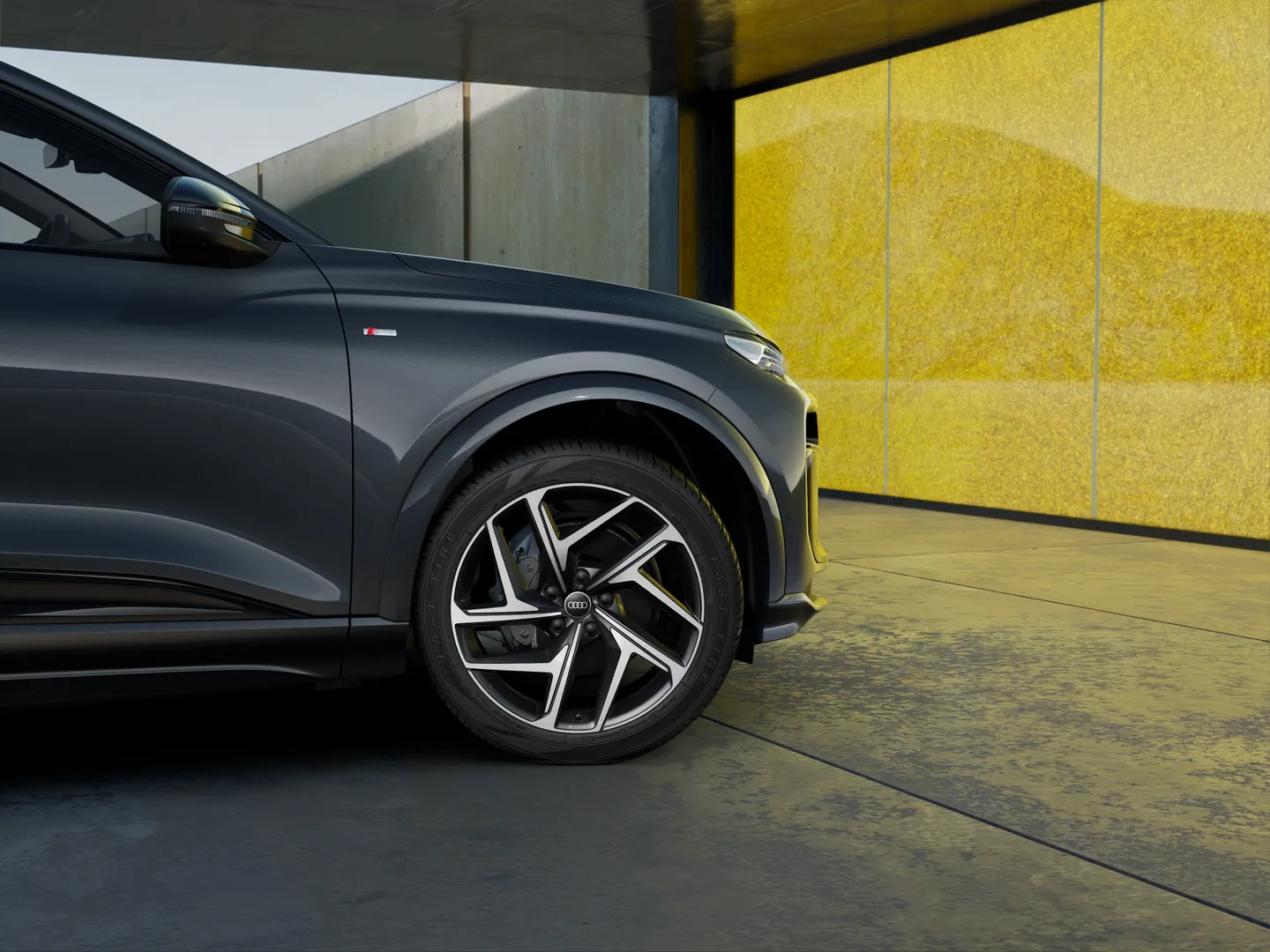 Image about Audi Q6 SUV e-tron e-tron