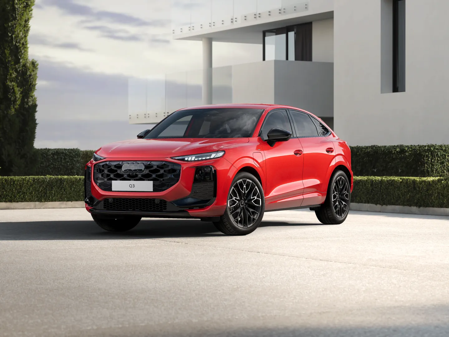 Zdjęcie Audi Q3 Sportback e-hybrid e-hybrid 200 kW S tronic – Ujęcie: przód 3/4