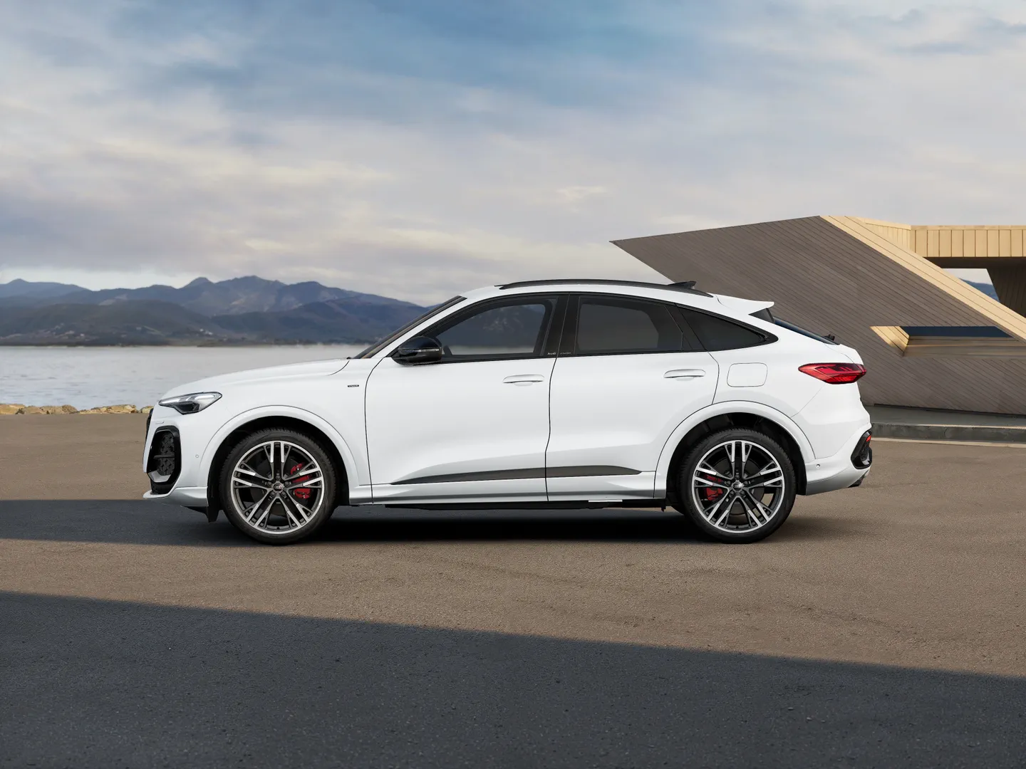 Image about Audi Q5 Sportback e-hybrid quattro S tronic