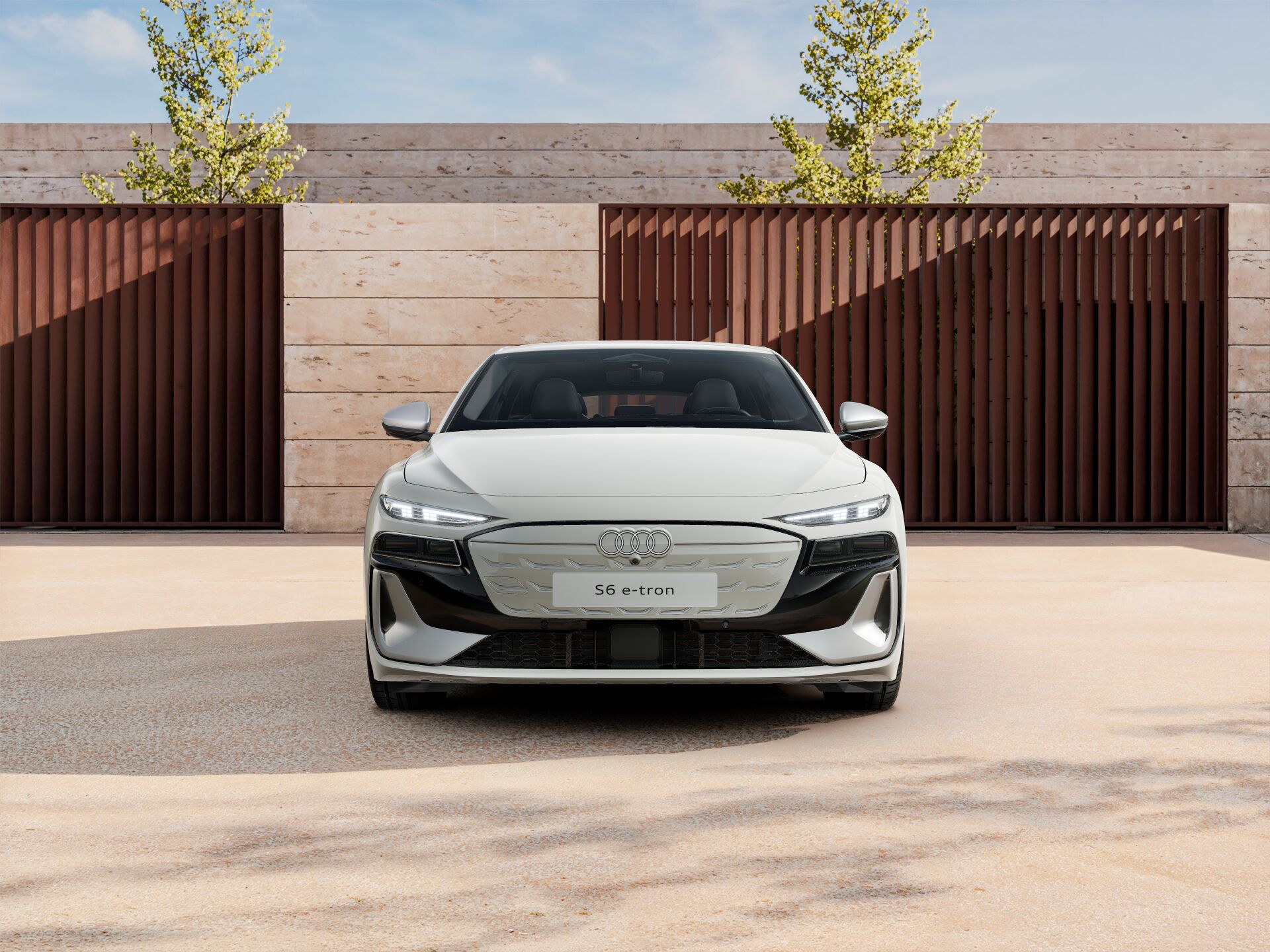 S6 Sportback e-tron EXTERIOR-FRONT-FRONT
