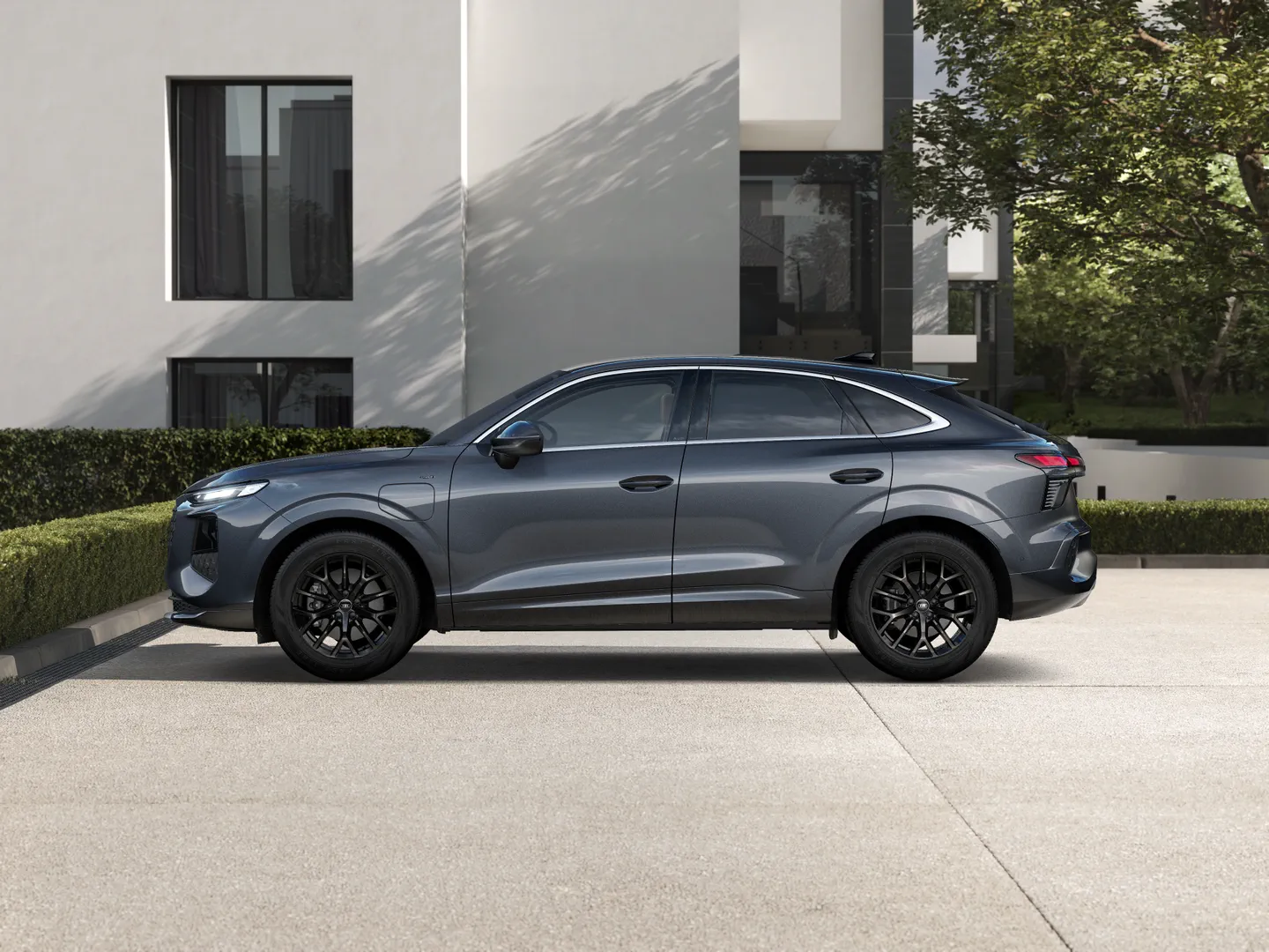 Zdjęcie&nbsp;Audi Q3 Sportback e-hybrid&nbsp;e-hybrid 200 kW S tronic&nbsp;– Ujęcie: bok