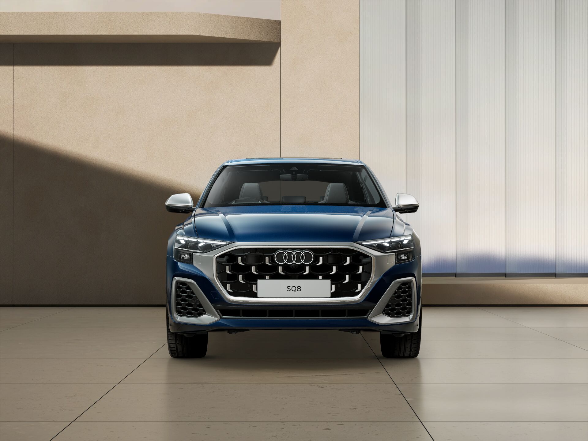 SQ8 EXTERIOR-FRONT-FRONT