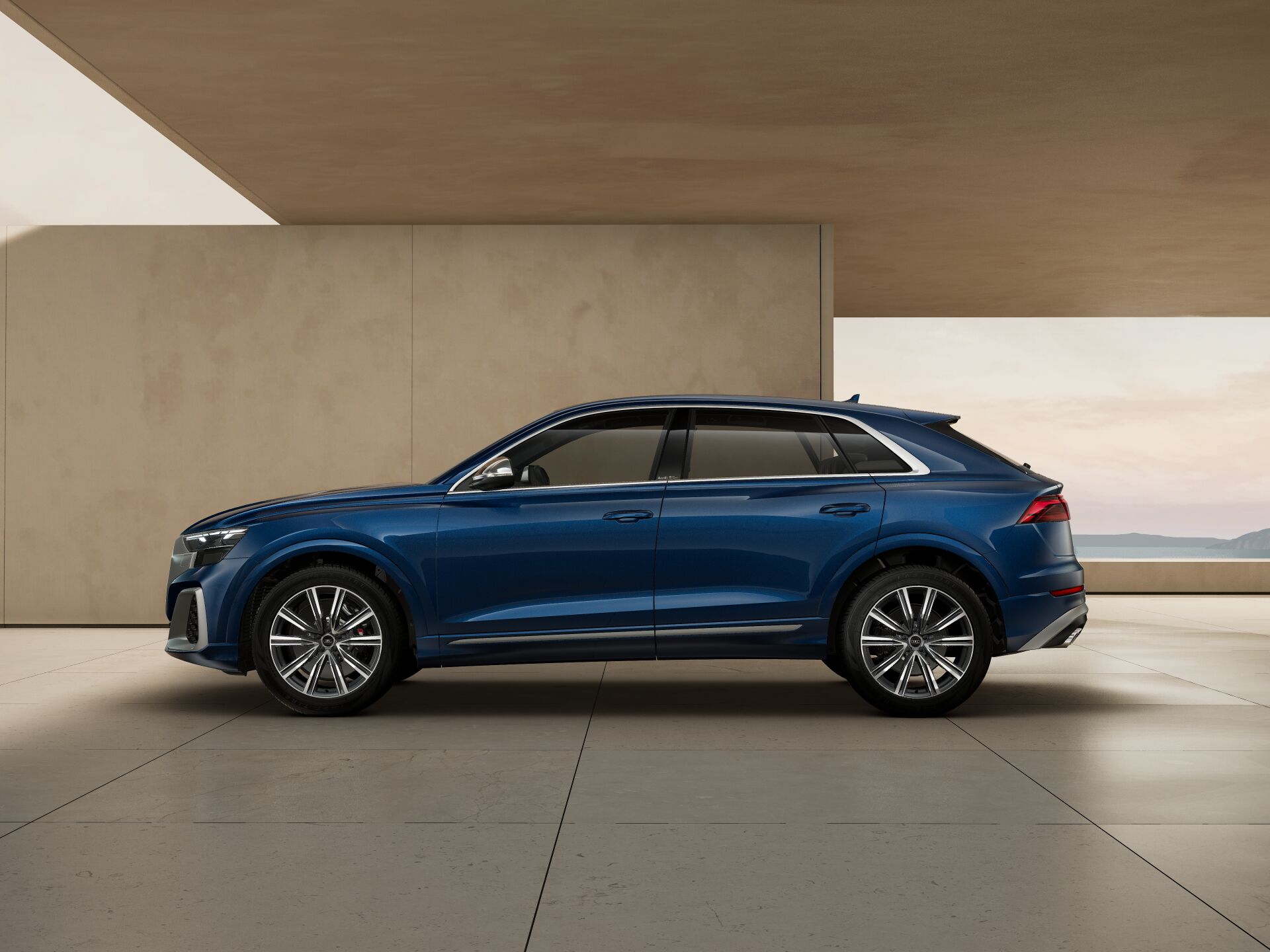 SQ8 EXTERIOR-PARALLEL-SIDE