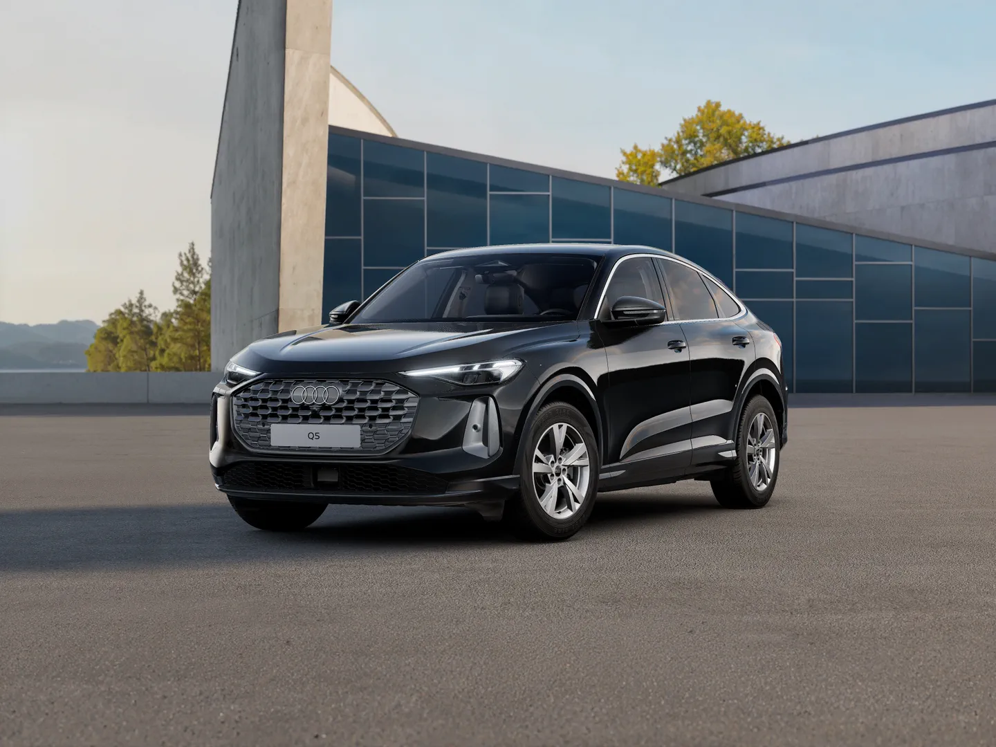 Zdjęcie&nbsp;Audi Q5 Sportback&nbsp;TFSI 150 kW S tronic&nbsp;– Ujęcie: przód 3/4