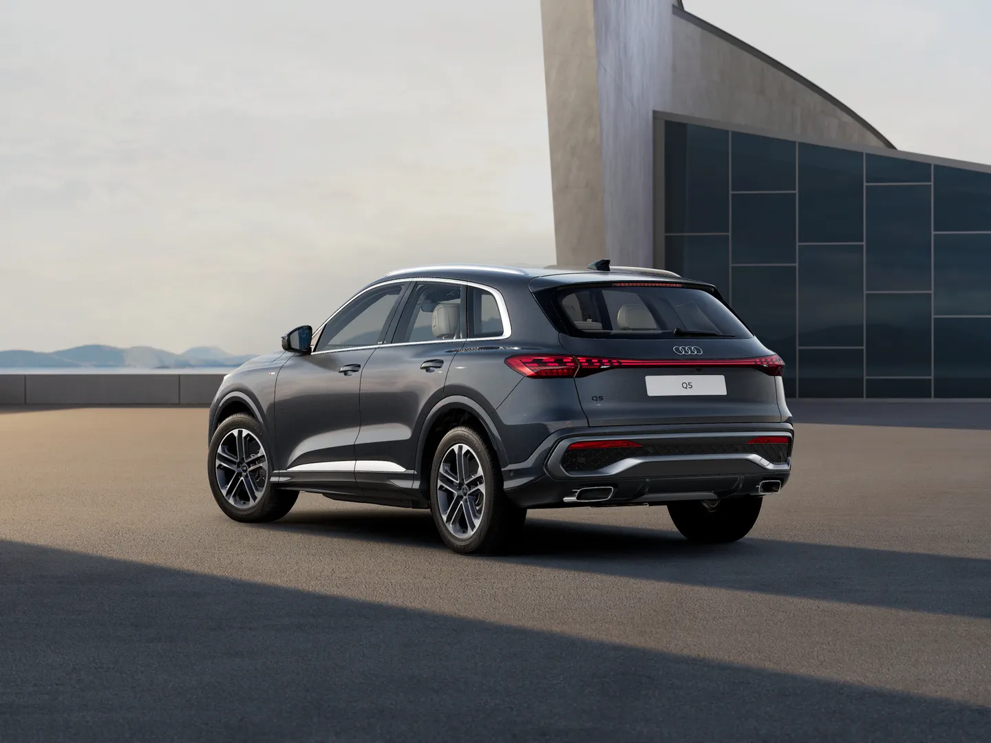 Image about Audi Q5 SUV TFSI 150 kW