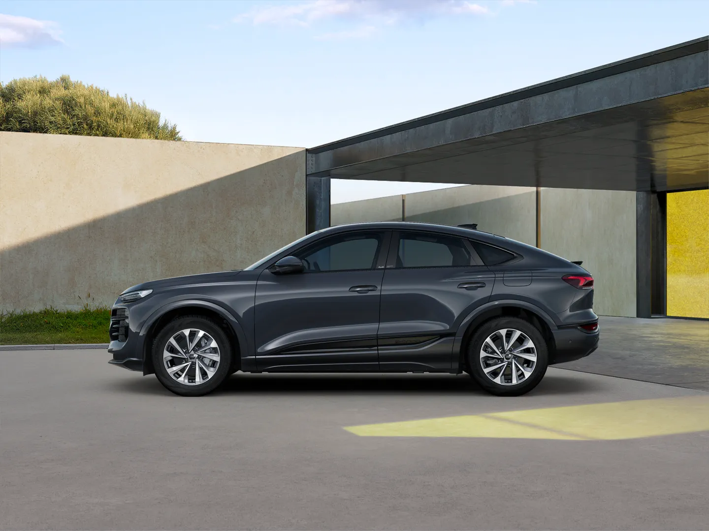 Image about Audi Q6 Sportback e-tron e-tron