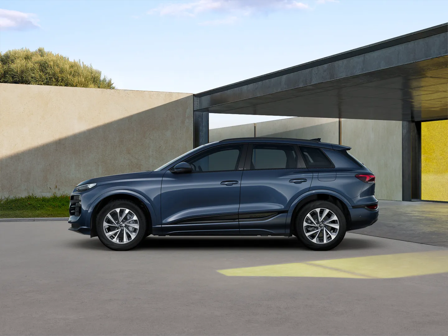 Image about Audi Q6 SUV e-tron e-tron