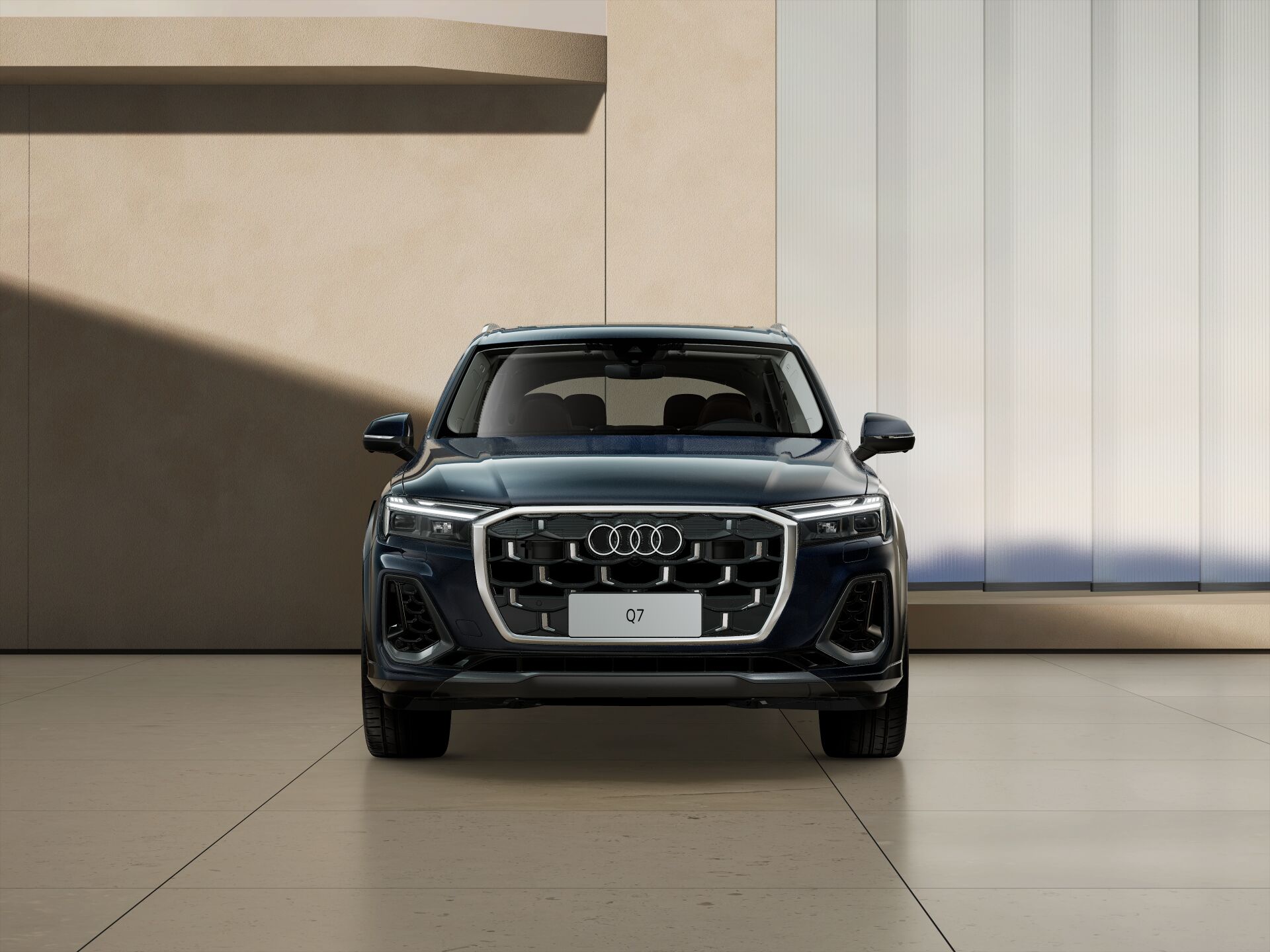 Q7 EXTERIOR-FRONT-FRONT