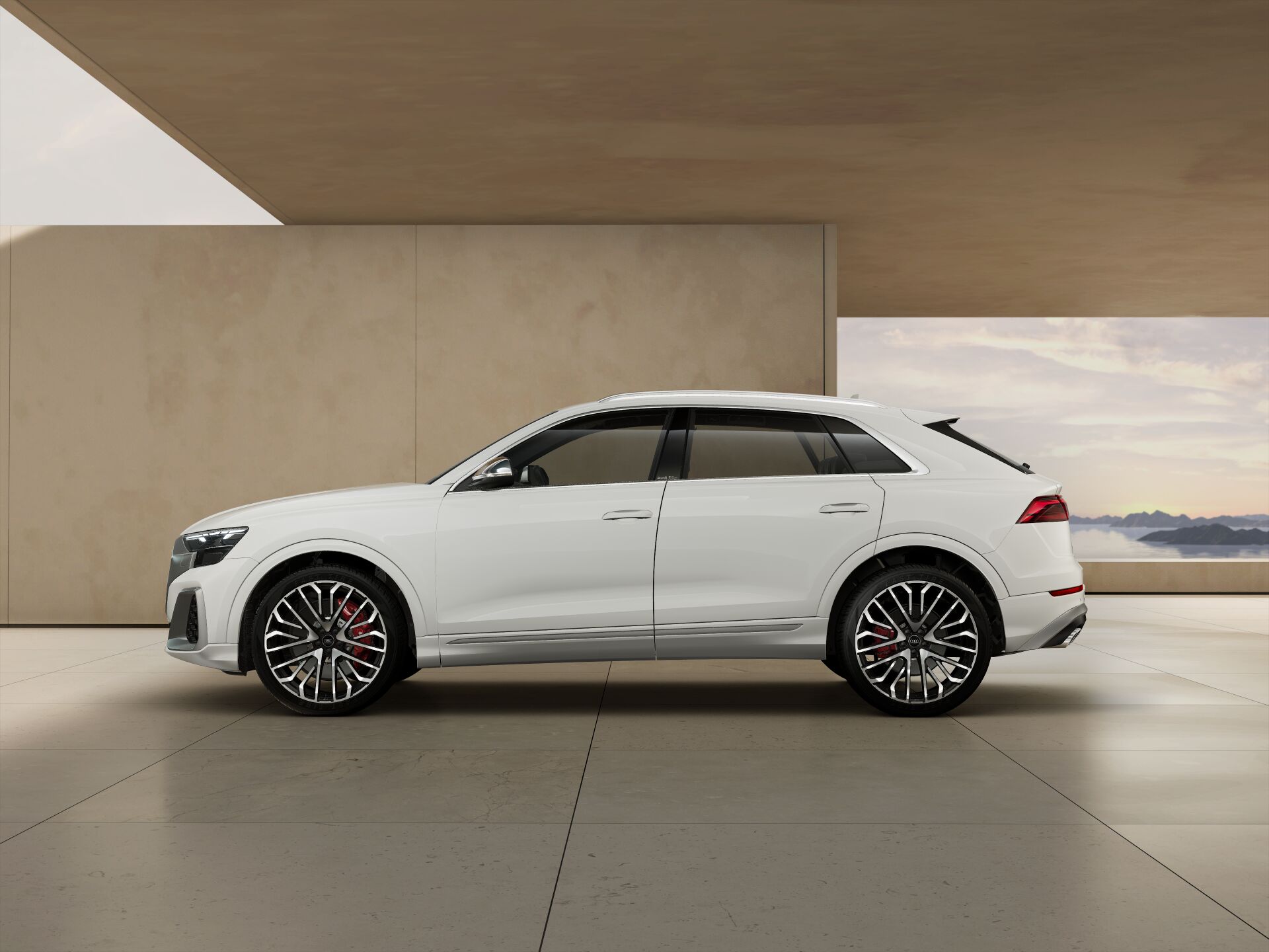 SQ8 SUV EXTERIOR-PARALLEL-SIDE
