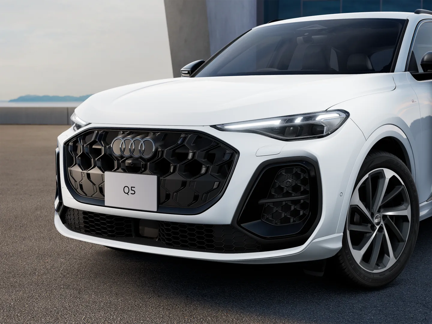 Audi Q5 SUV TDI quattro 150 kW advancedS tronic ヘッドライト