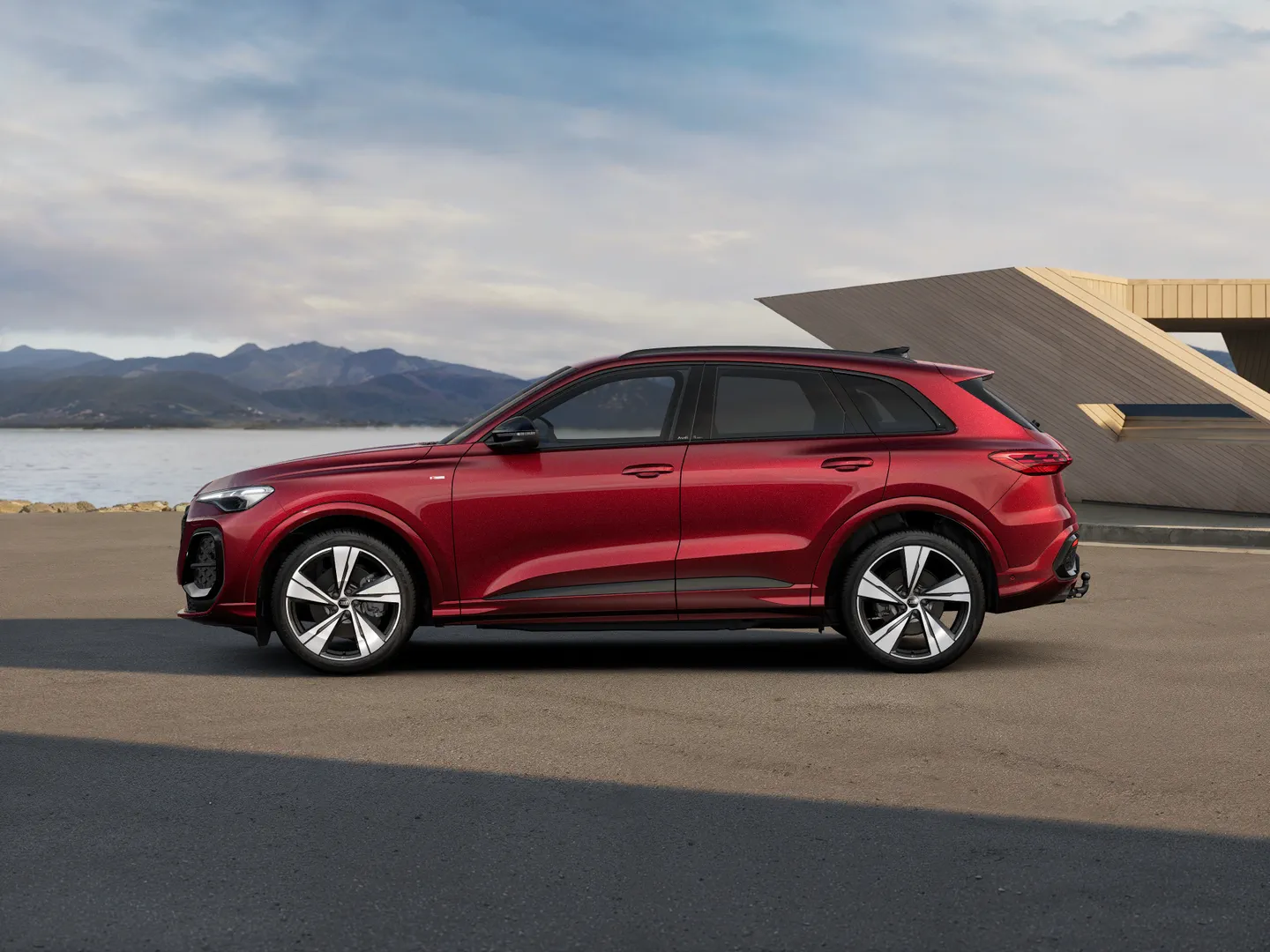 Zdjęcie&nbsp;Audi Q5 SUV&nbsp;TDI quattro 150 kW S tronic&nbsp;– Ujęcie: bok