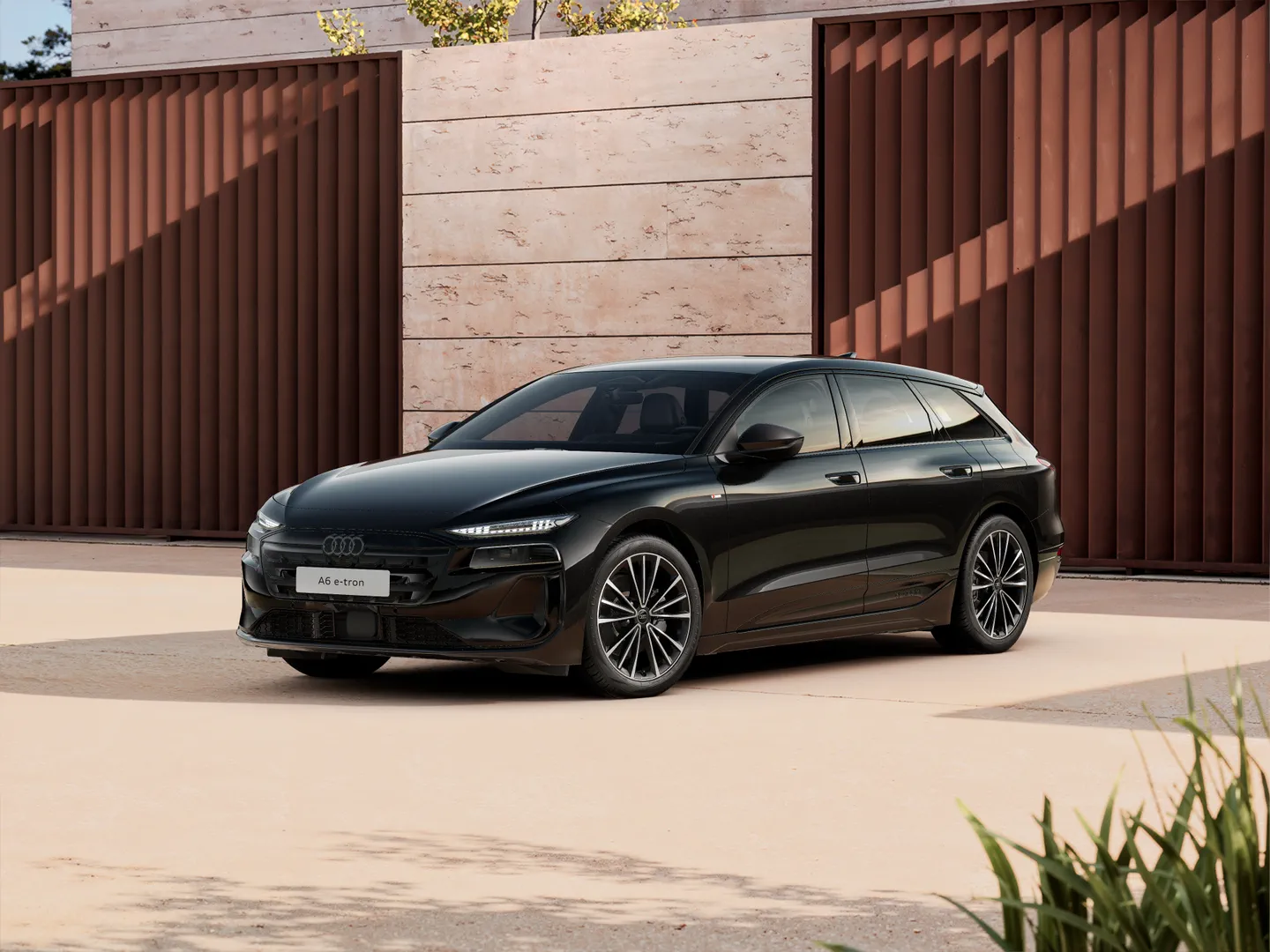 Zdjęcie&nbsp;Audi A6 Avant e-tron&nbsp;e-tron 210,00 kW&nbsp;– Ujęcie: przód 3/4